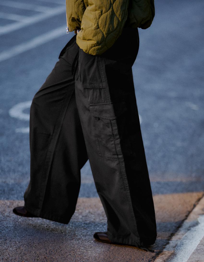 Cargo-Parachute-Hose-Schwarz