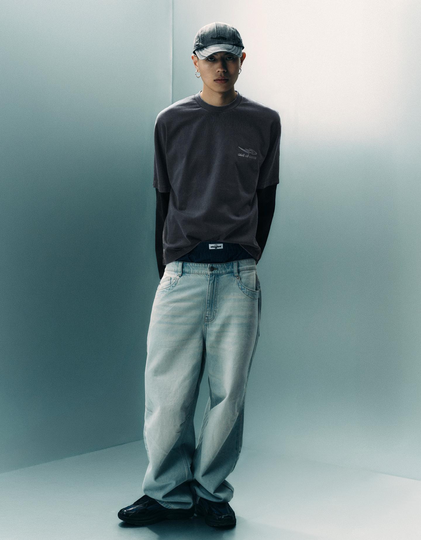 Bershka jeansy super baggy out of core jasnoniebieski