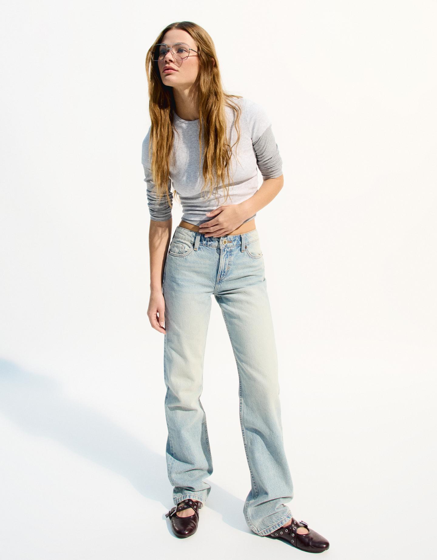 Bershka Jeans Im Straight-Fit Mit Tiefem Bund Damen 42 Ausgewaschenes Blau günstig online kaufen