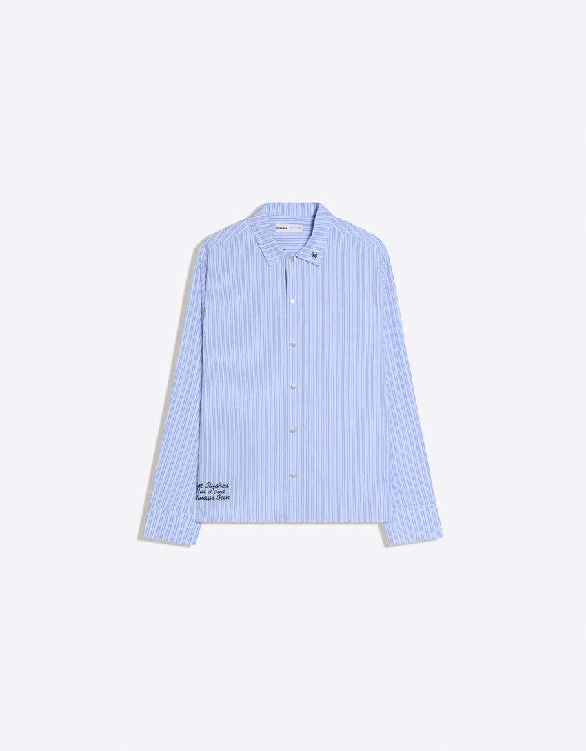 Uzun kollu nakışlı boxy fit gömlek-Açık mavi