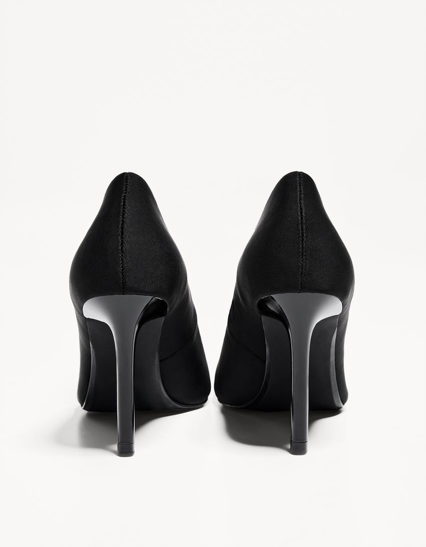 High-heel shoes-BLACK