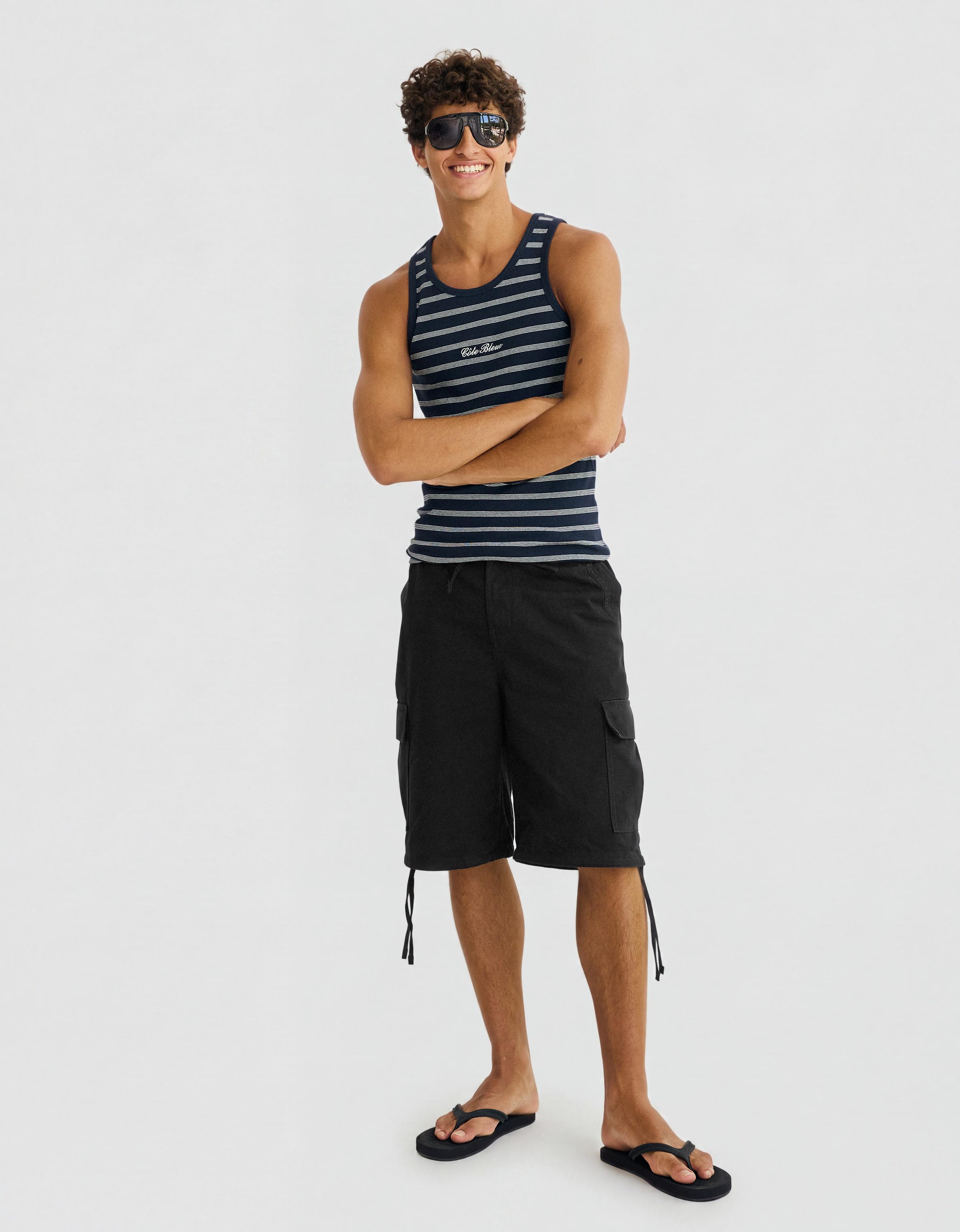 Wide-leg cargo Bermuda shorts — Black