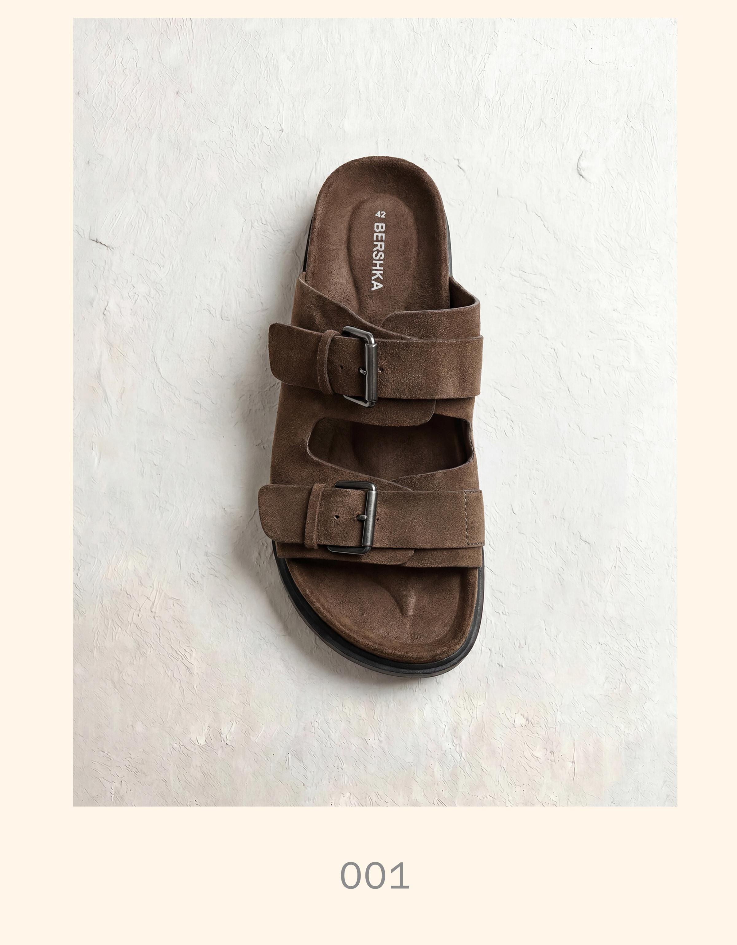 BUCKLED SANDALS — BROWN