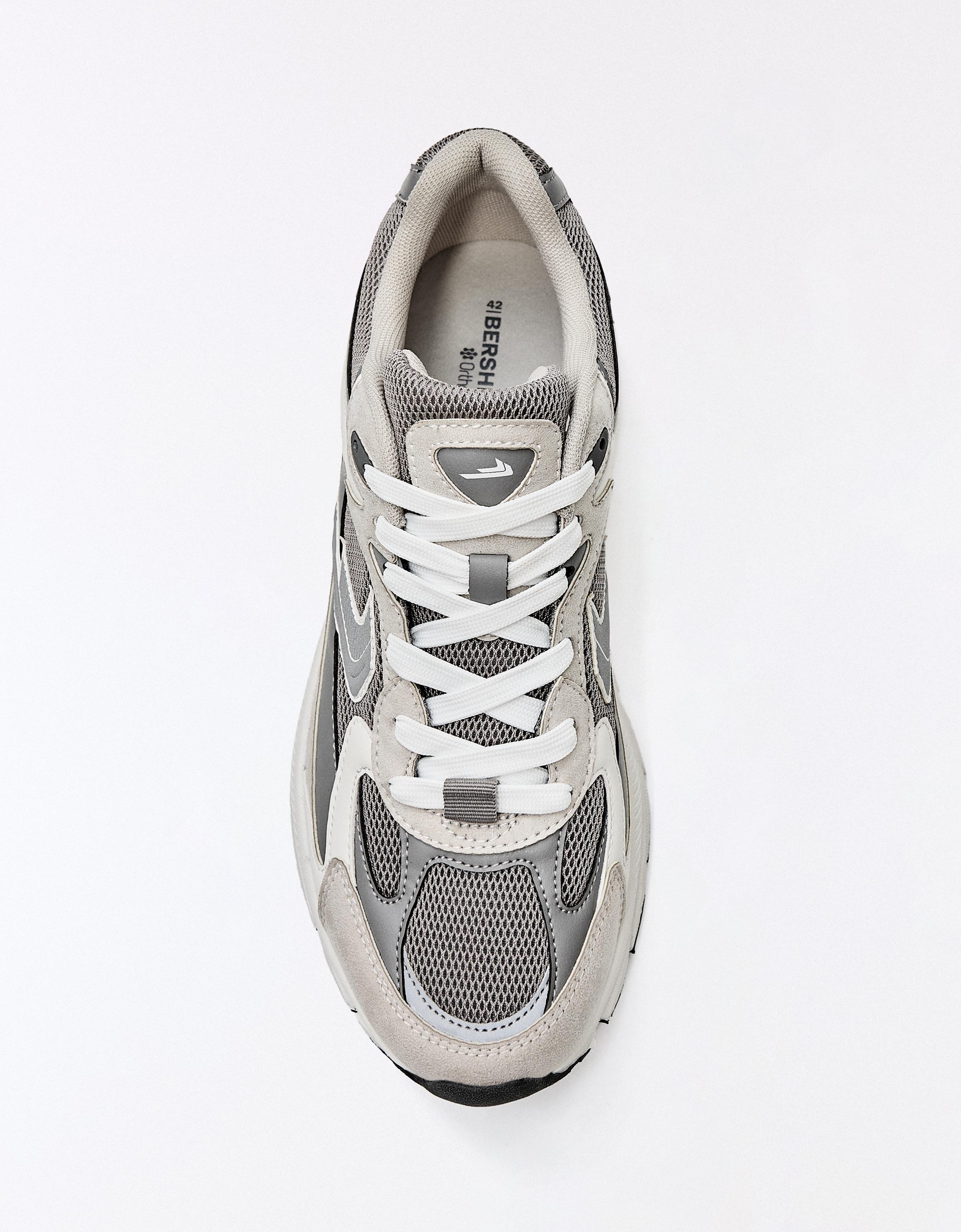 MULTI-PIECE TRAINERS — Grey