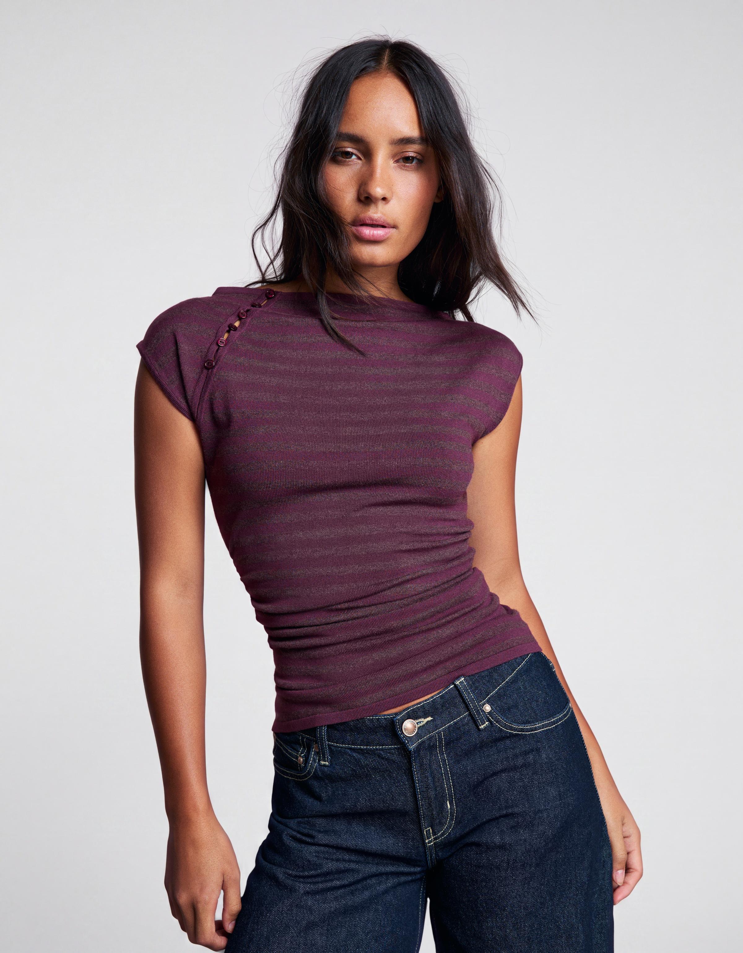 Short sleeve button-up sweater — Burgundy