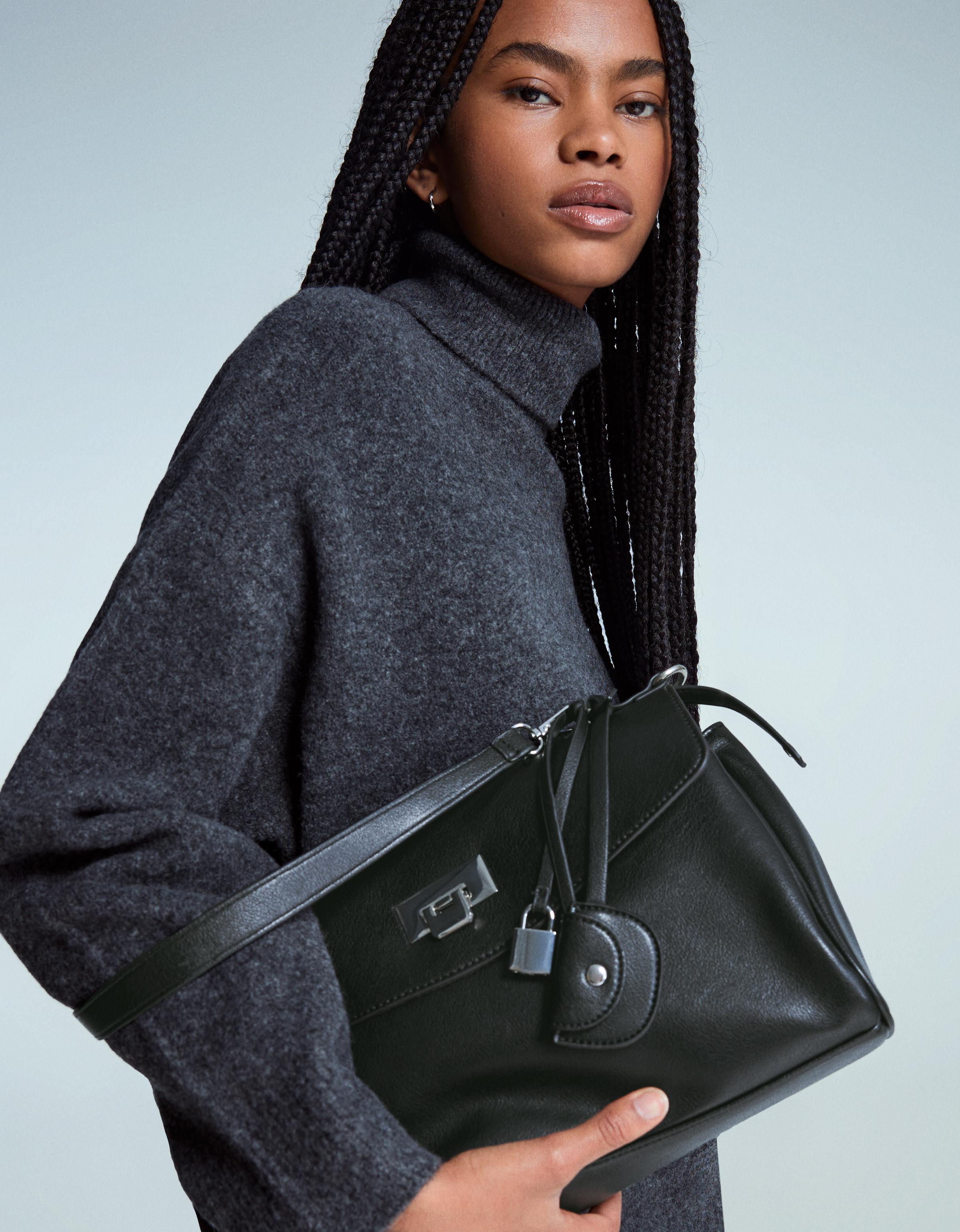 Bershka Tasche In Lederoptik Damen Schwarz