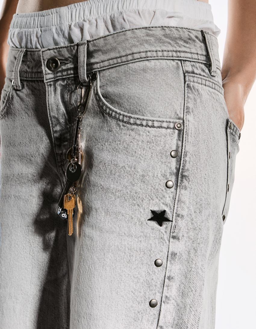 Baggy jeans with stars and studs-Grey