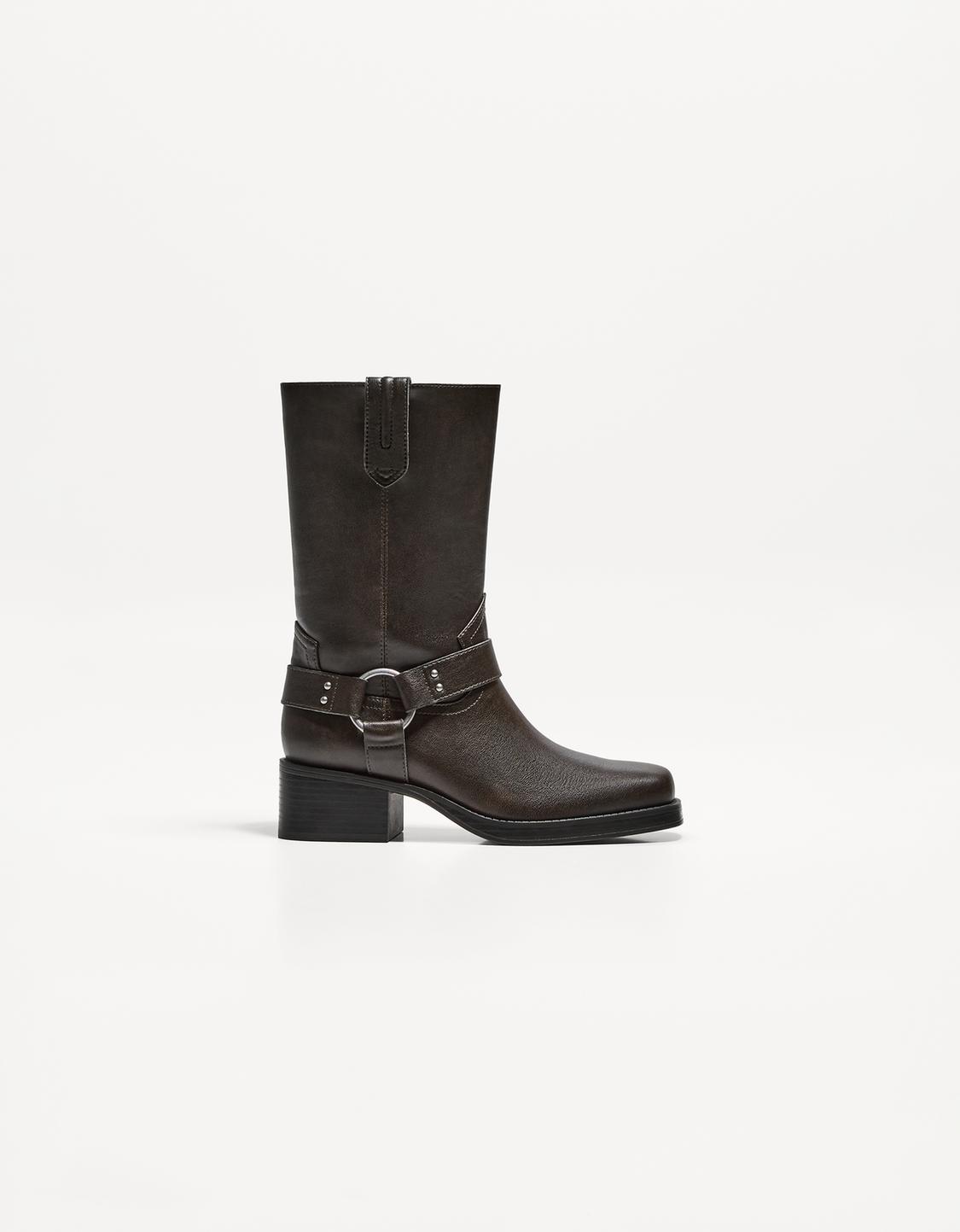 Bottes plates style motard tige moyenne