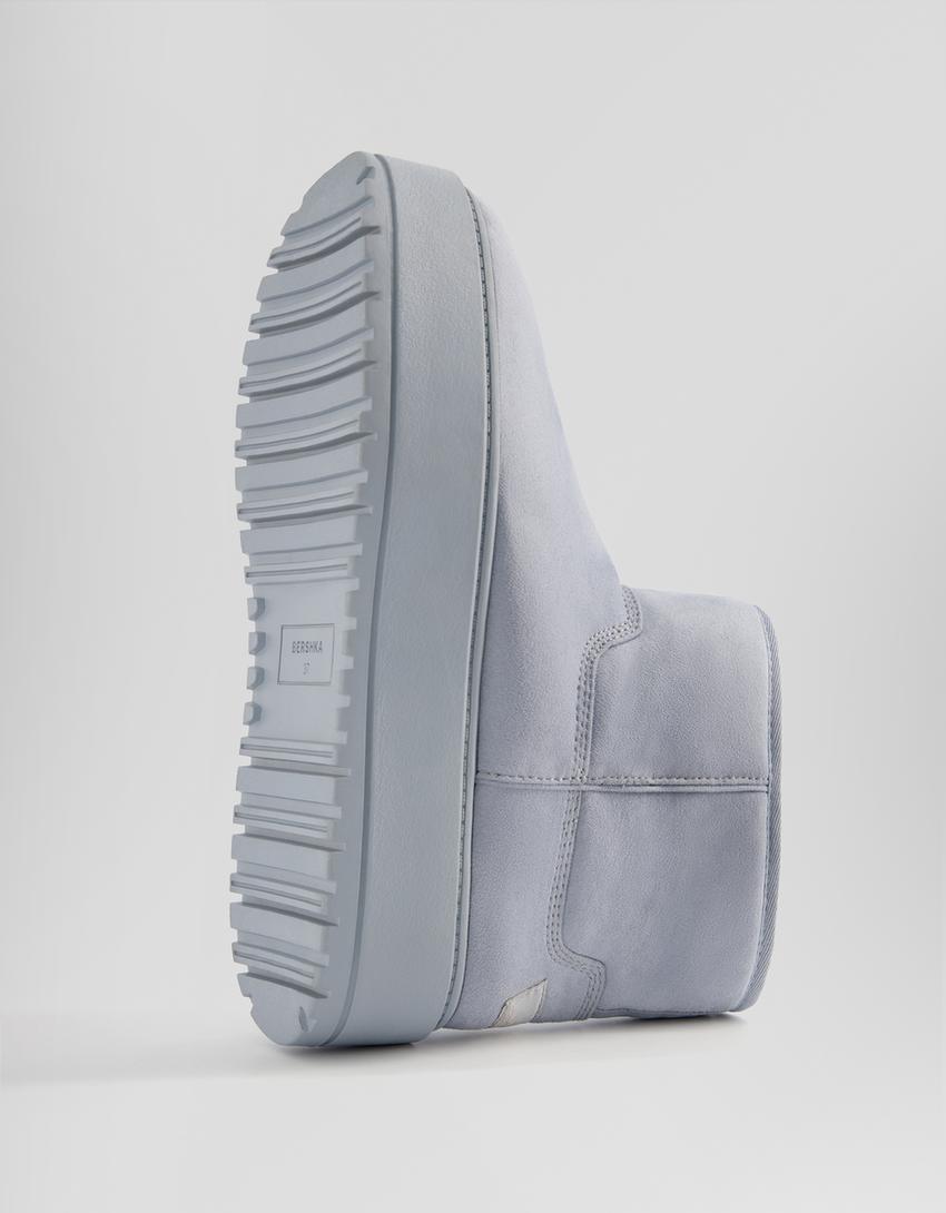 Platform ankle boots with faux fur lining-Blue