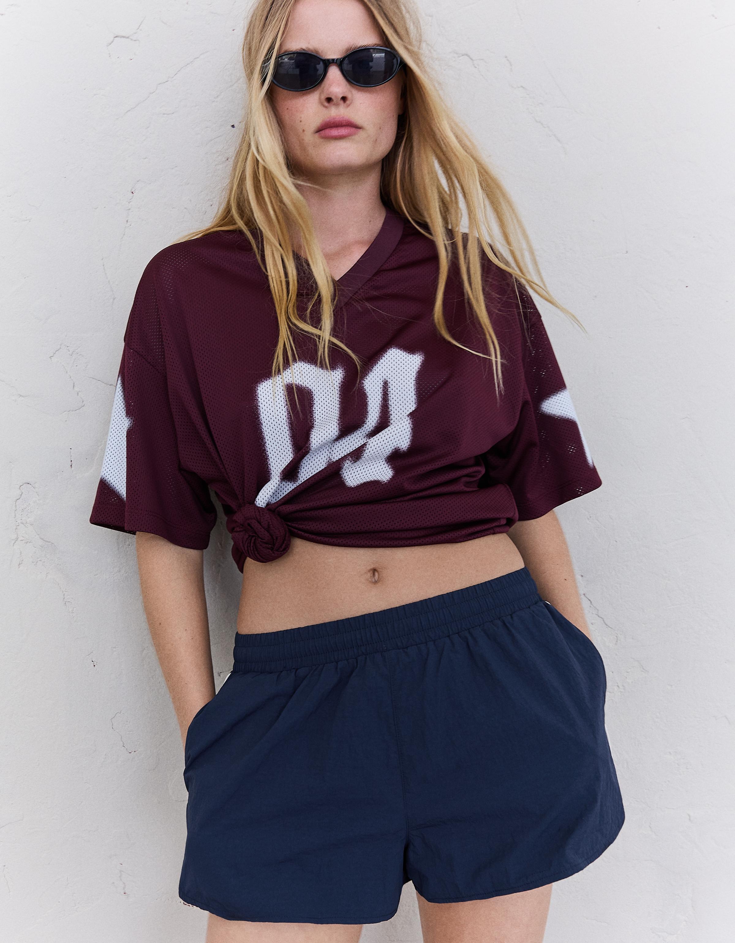 Bershka Short Técnico Vivo Lateral Mujer Marino