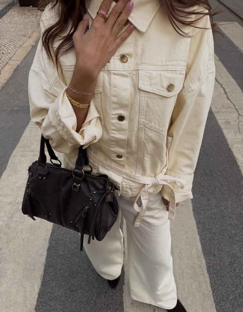 Low-rise boyfriend jeans-Cream