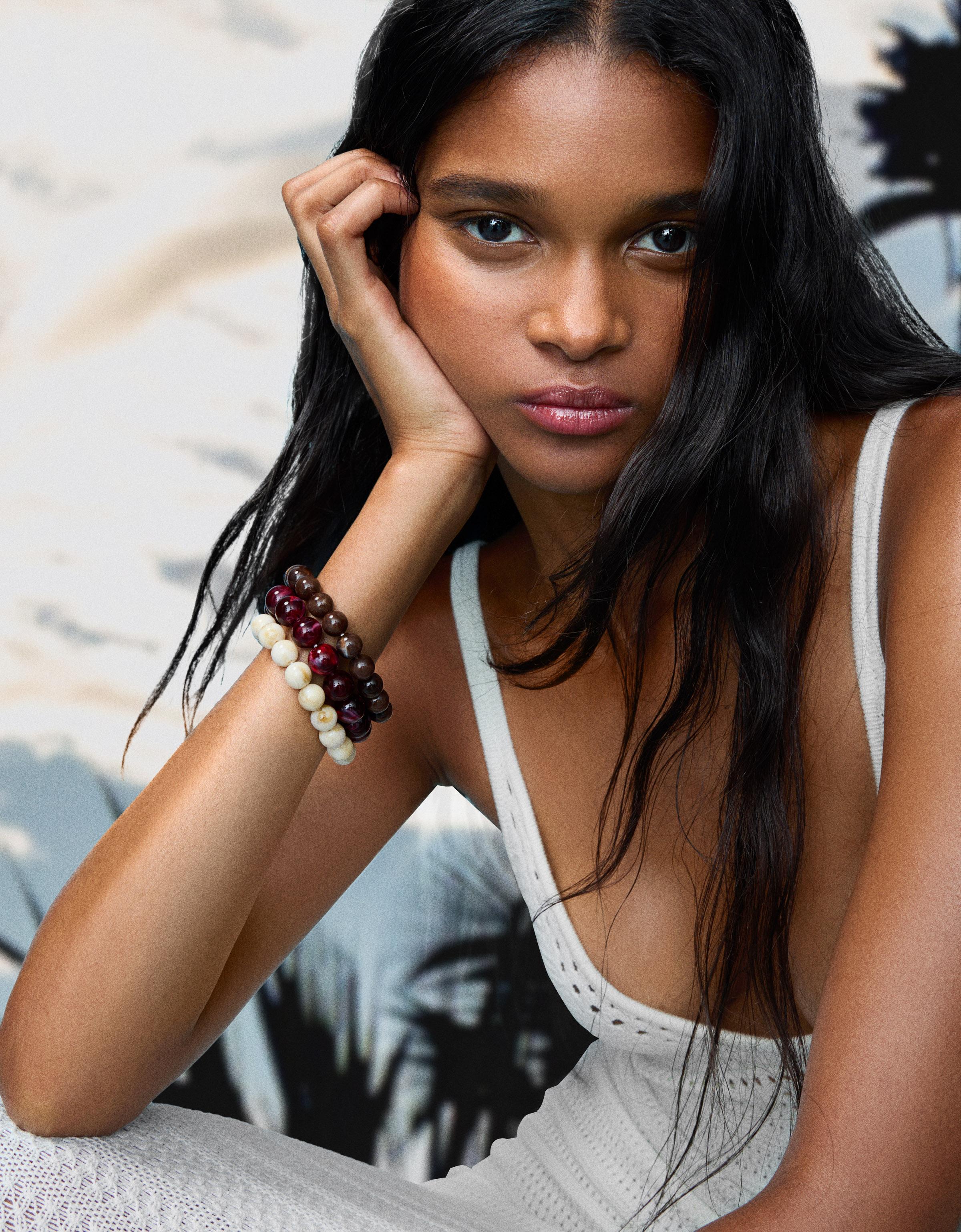 Bershka 3er-Pack Elastische Kugelarmbänder Damen Bordeaux