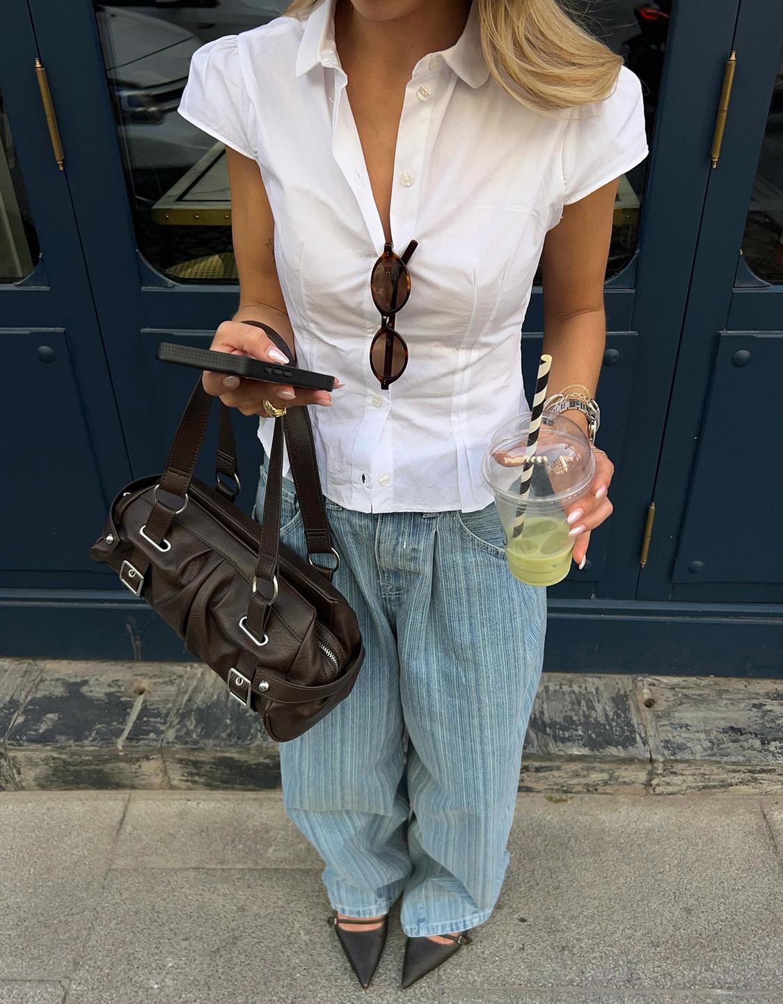 Bowling bag with buckles