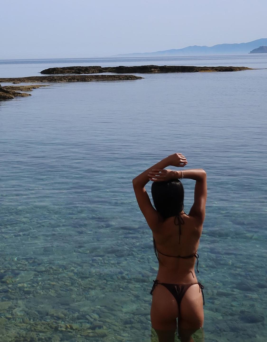 Triangle bikini bottoms