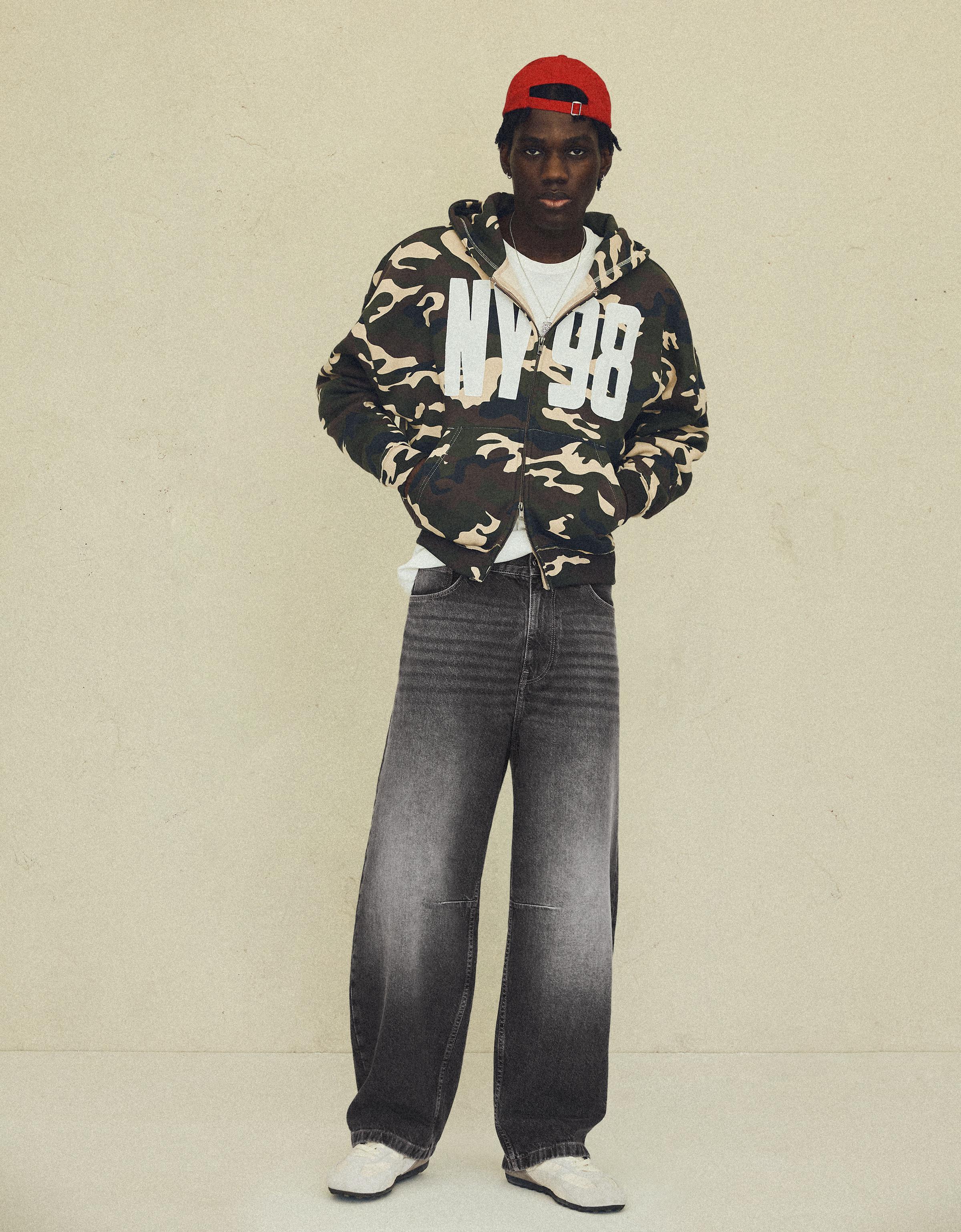Bershka Arka tokalı neo barrel fit jean görsel 3