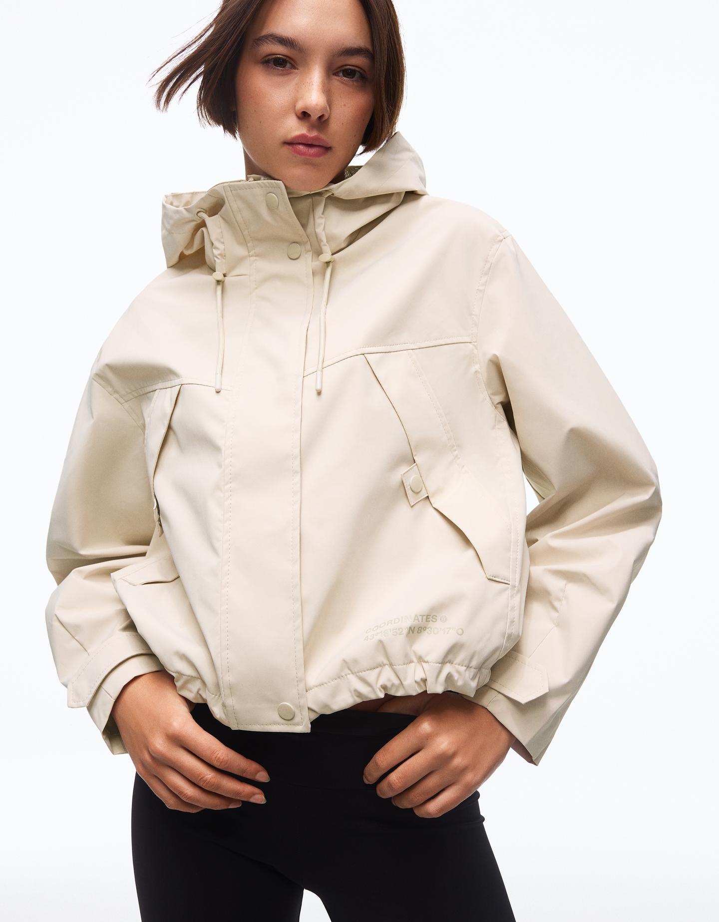 Bershka Giubbotto Tecnico Water Resistant Donna S Camel