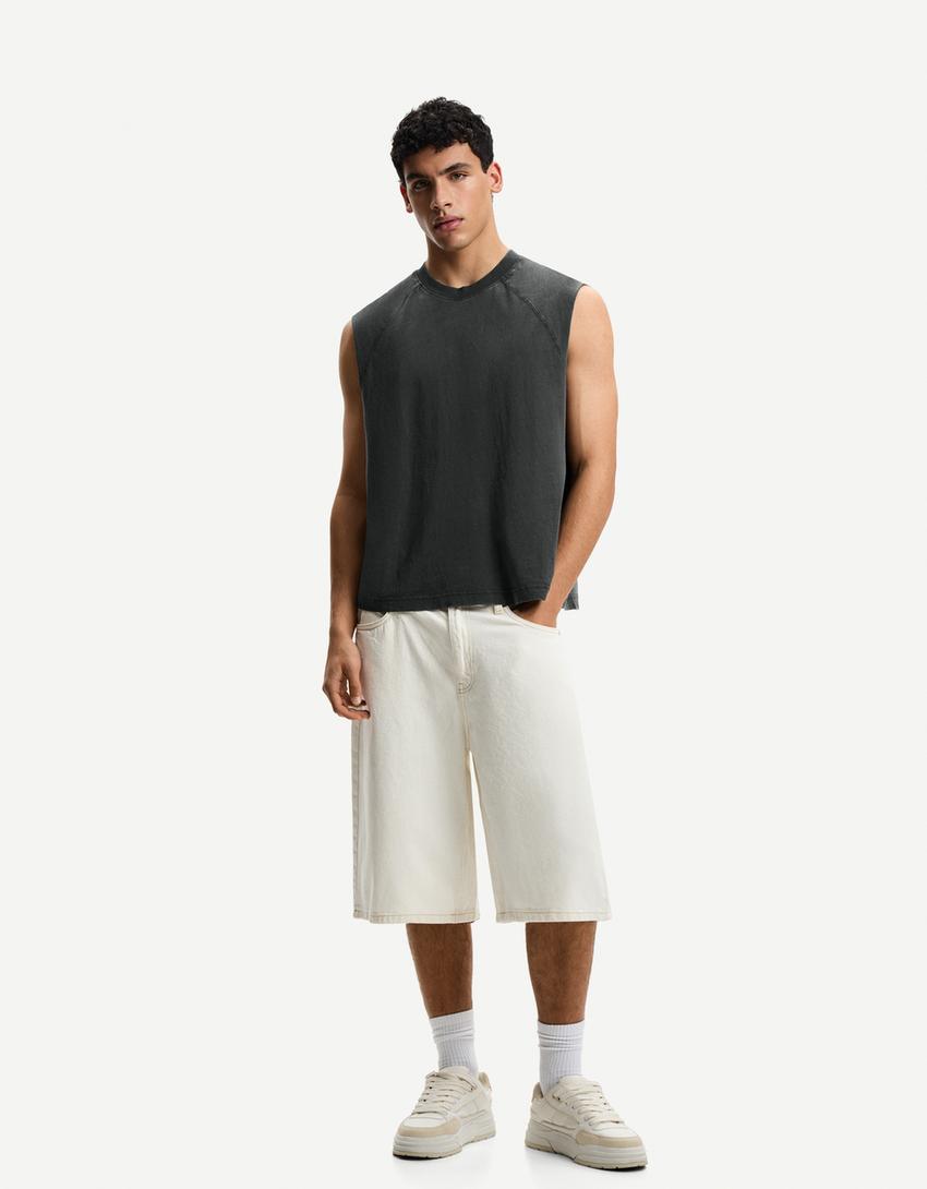 Sleeveless top-Black
