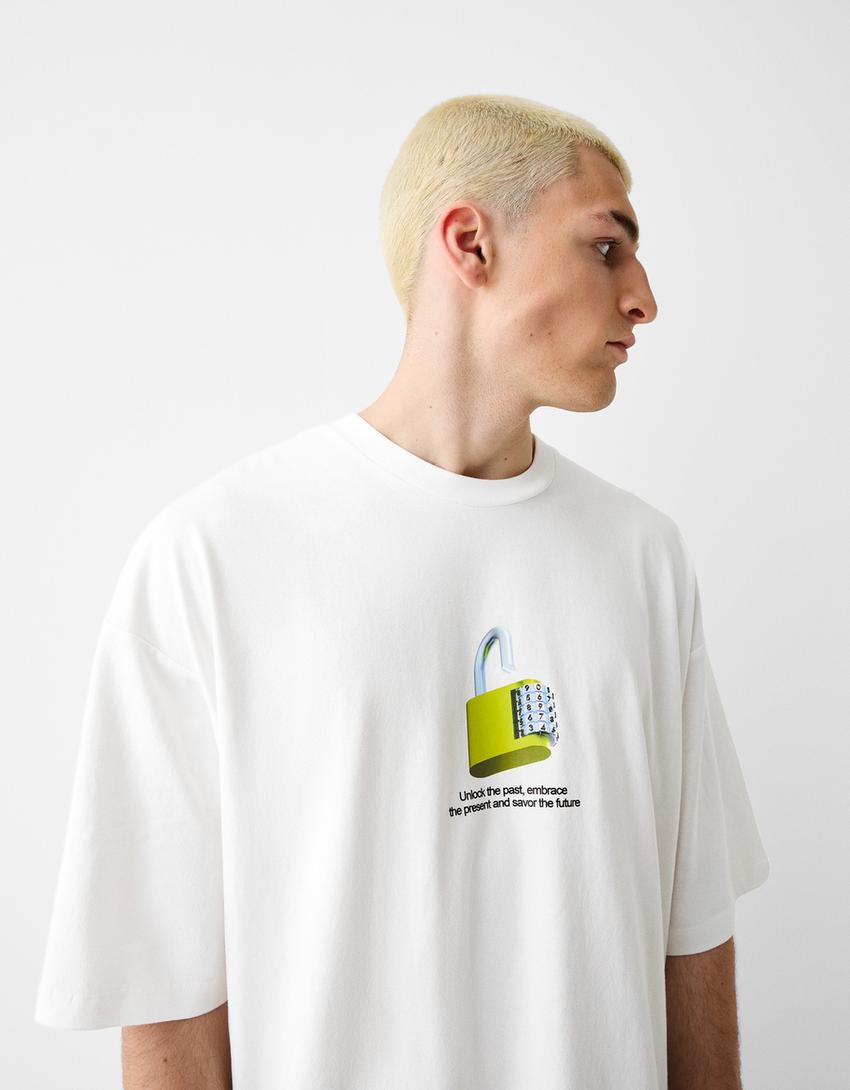 Щампована фланелка оувърсайз с къс ръкав-Бяло-2