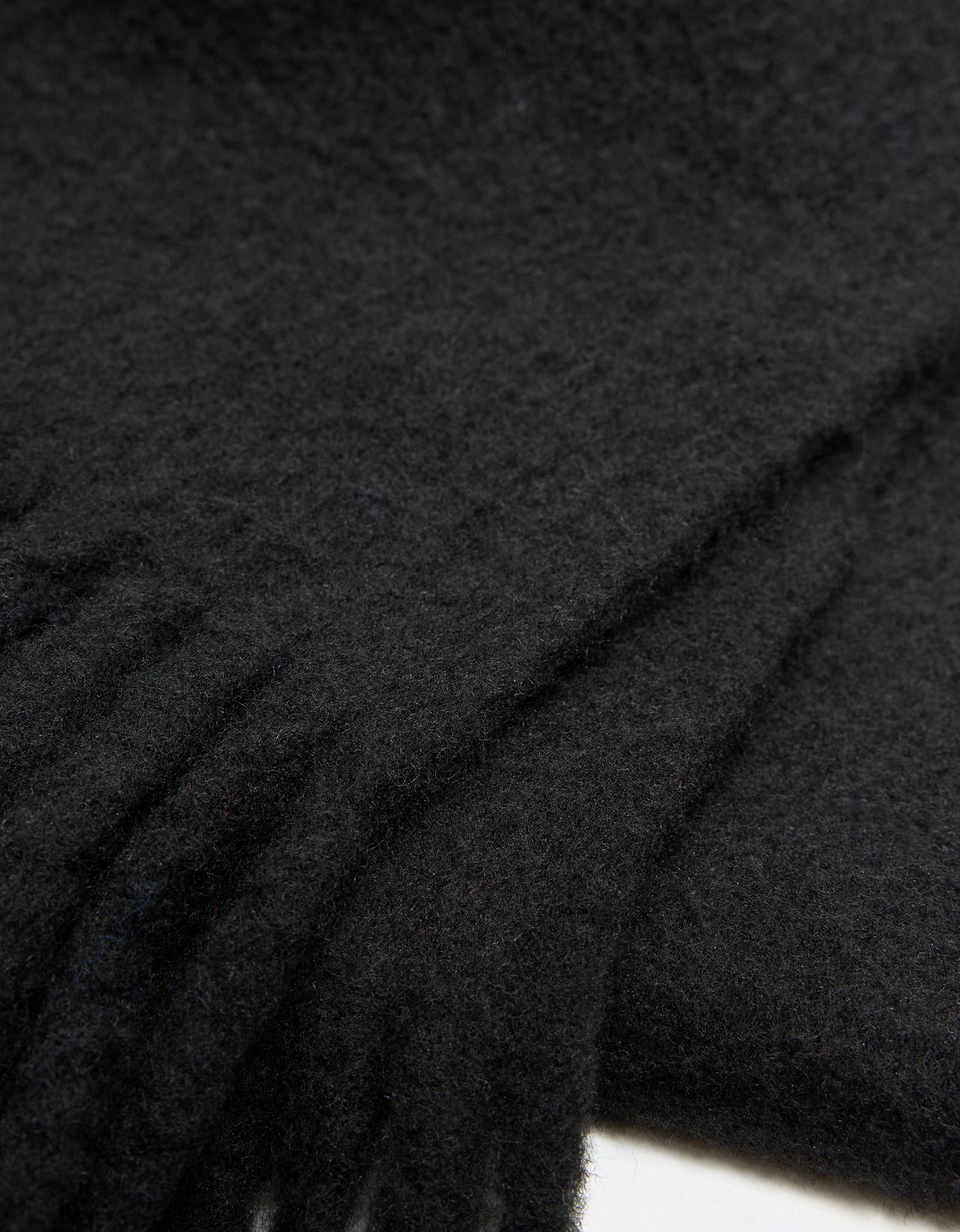 Chunky fringed scarf — Black