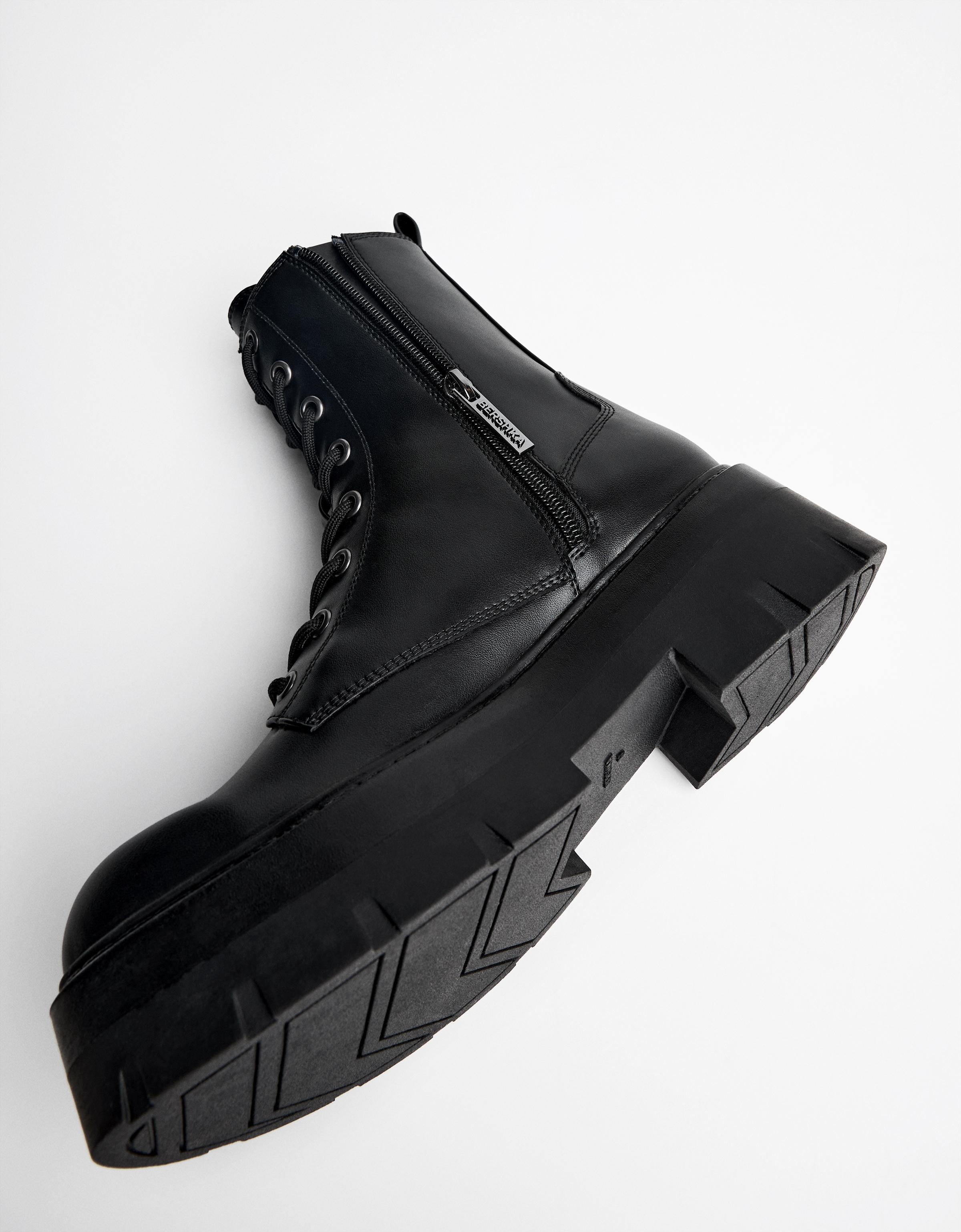 Lace-up ankle boots - Women | Bershka