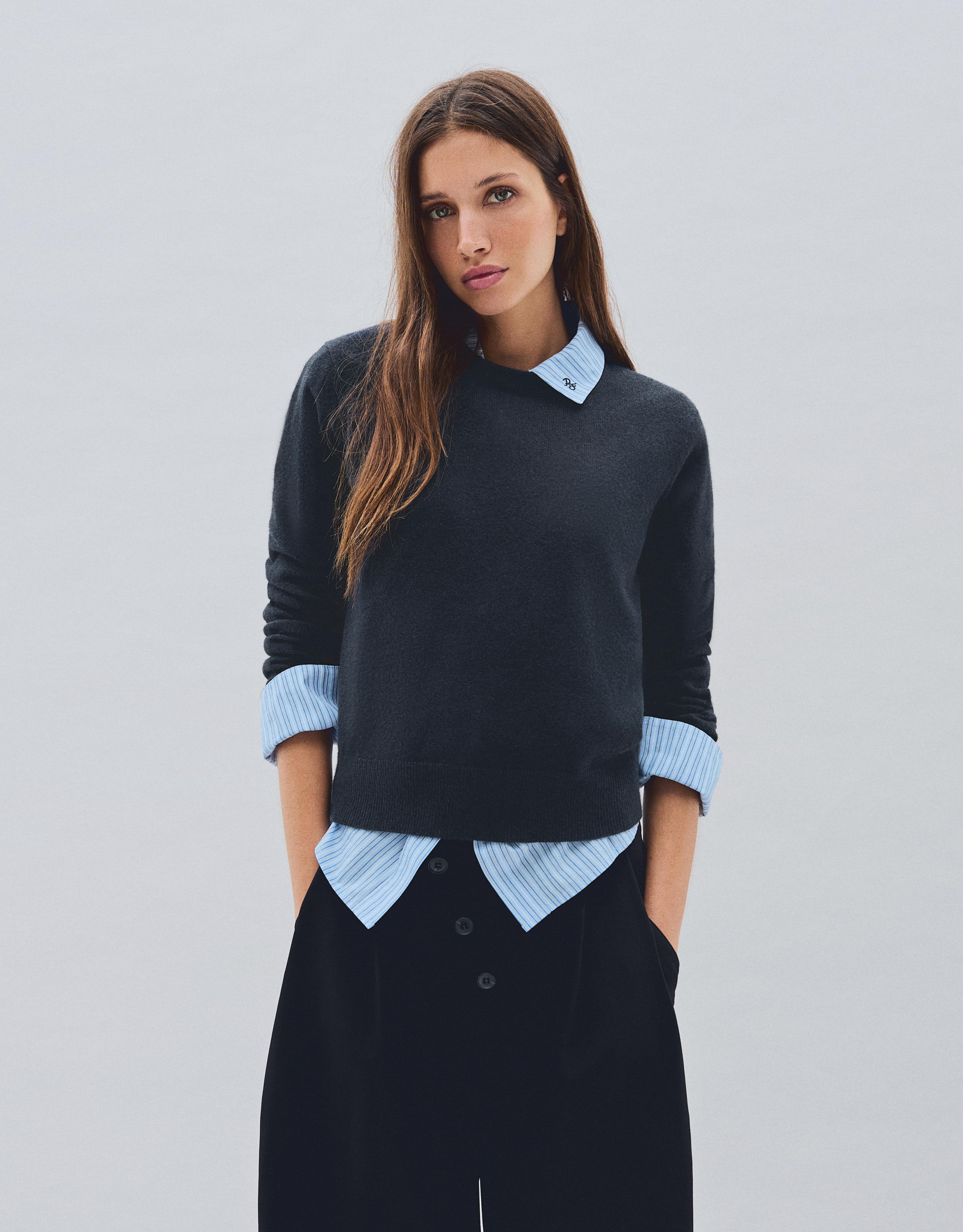 Round neck jumper — Navy