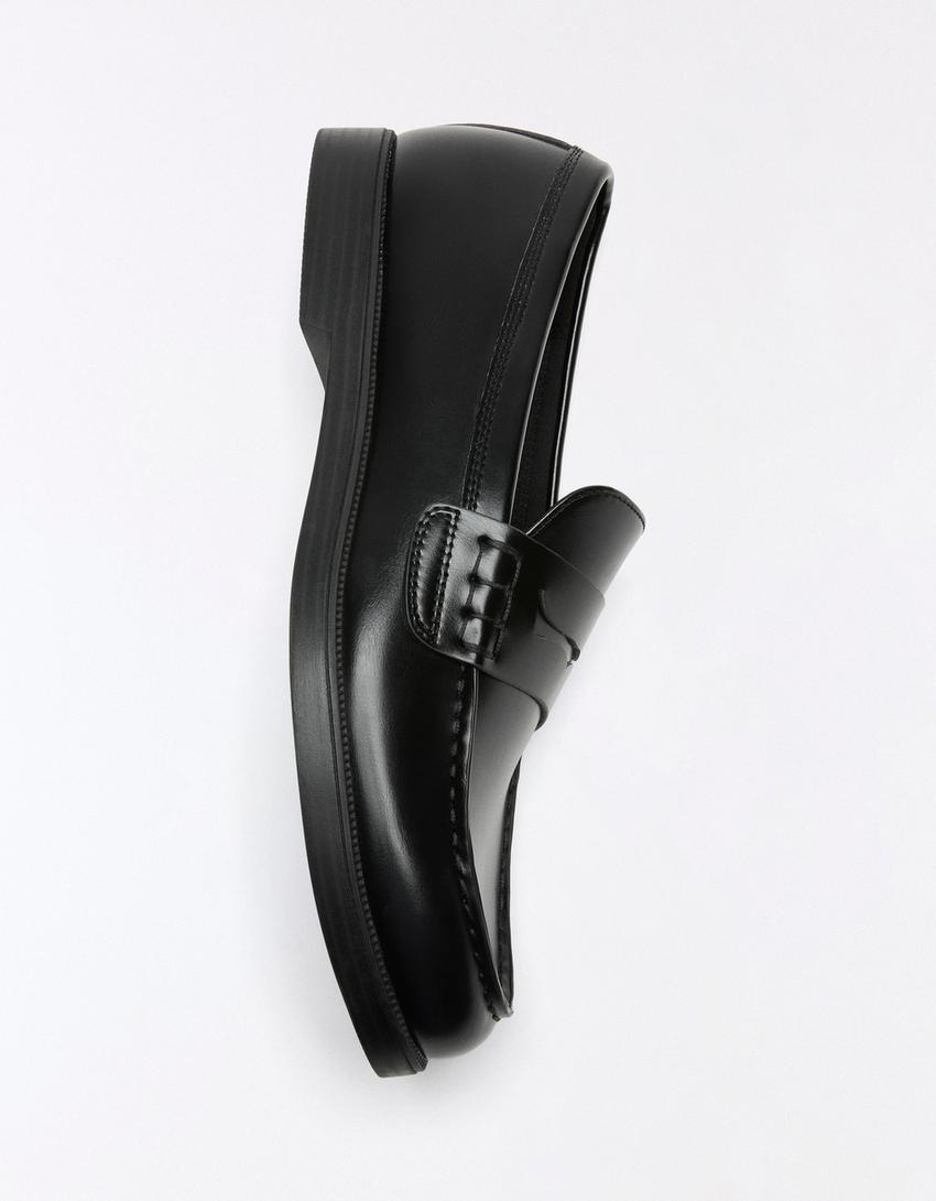 Mocasín suela fina-Negro