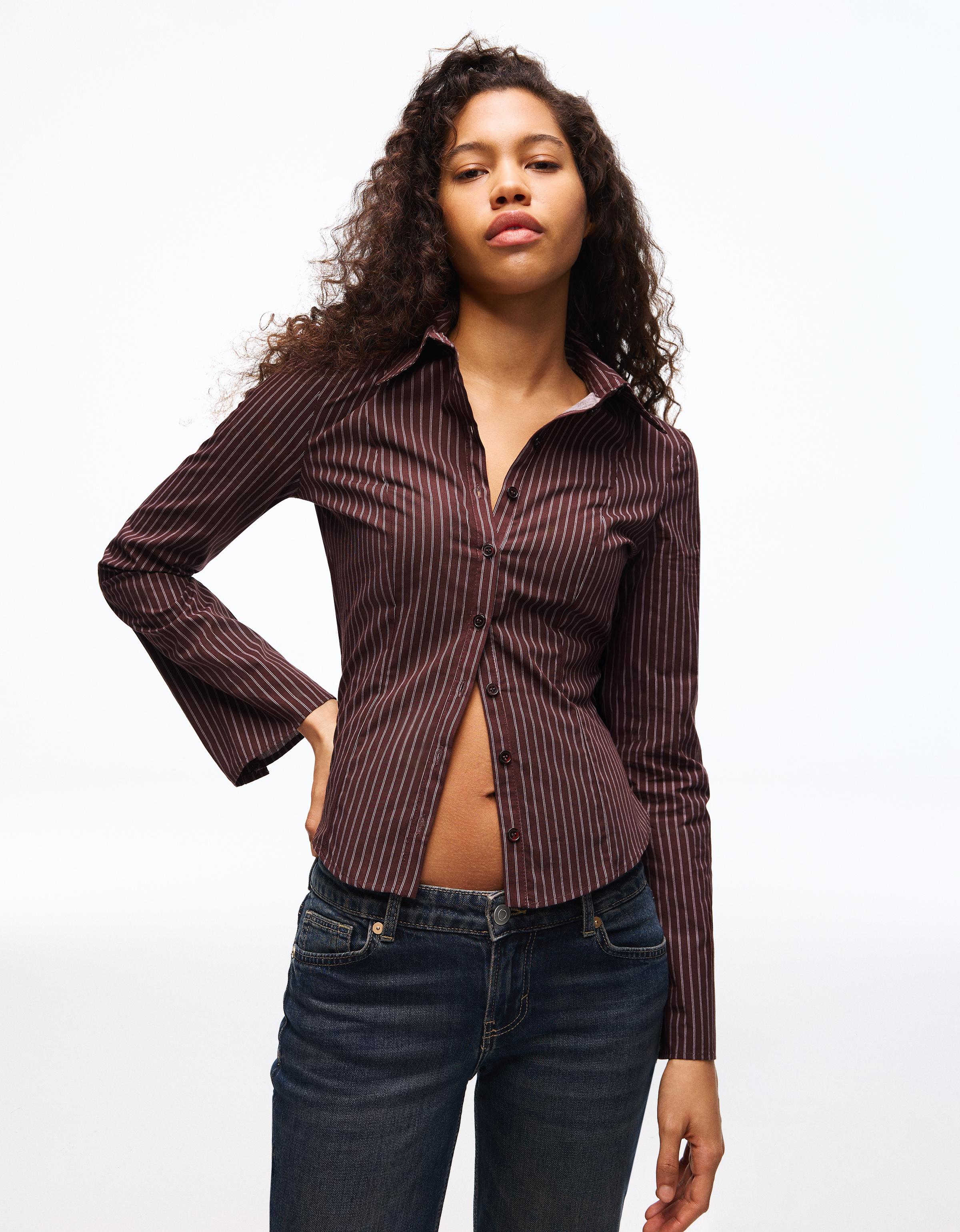 Bershka Figurbetonte Bluse Mit Trompetenärmeln Damen S Braun