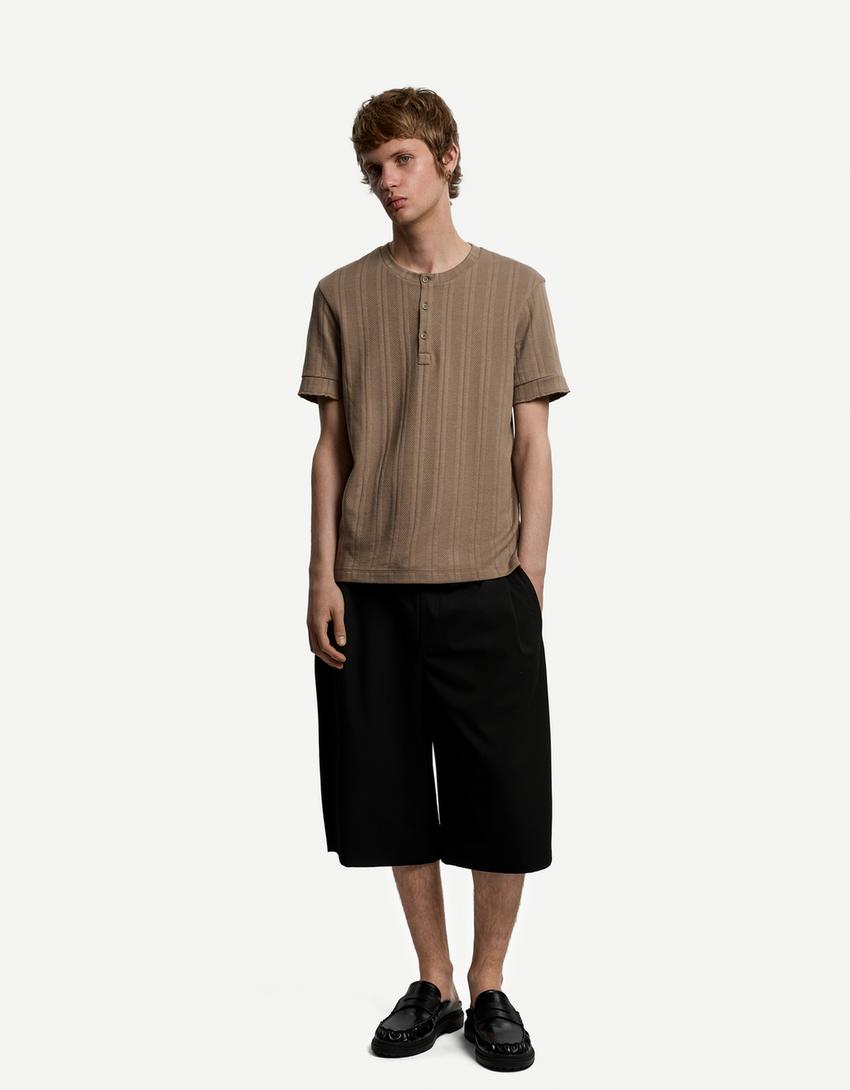 Textured short sleeve T-shirt with buttons-Brown-3