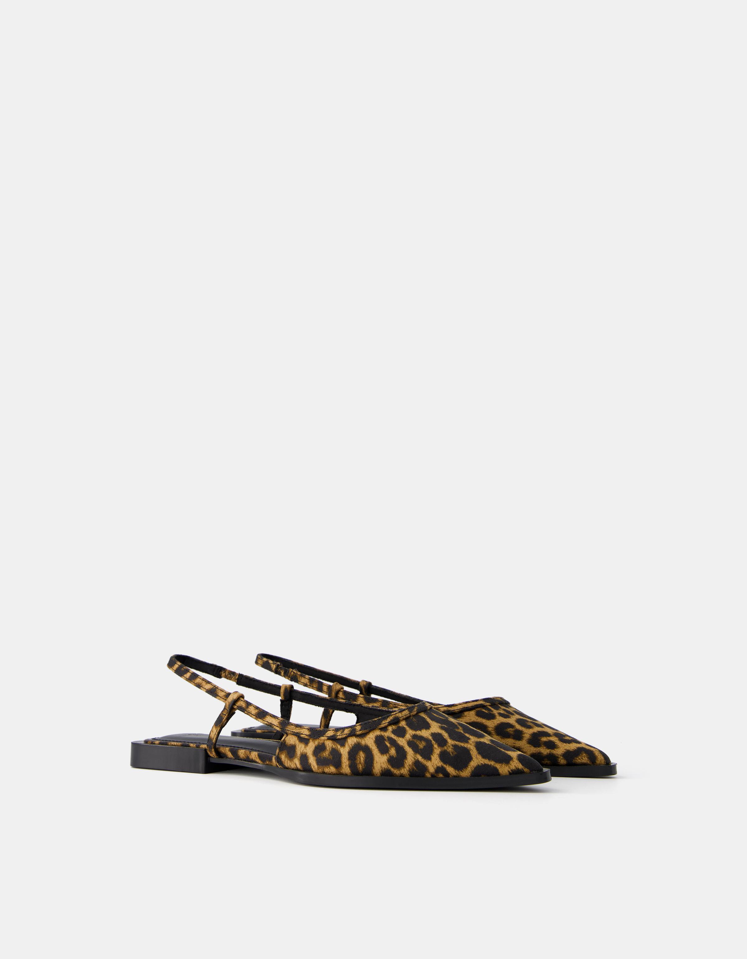 Bershka Spitz Zulaufende Ballerinas Im Mules-Stil Mit Animalprint Damen 41 Leopardenmuster