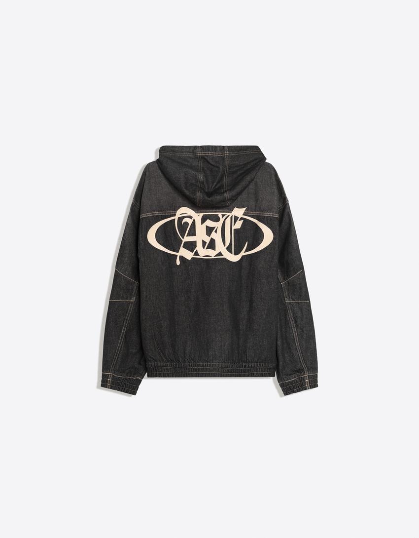 Chaqueta denim capucha bordado trasero-Negro