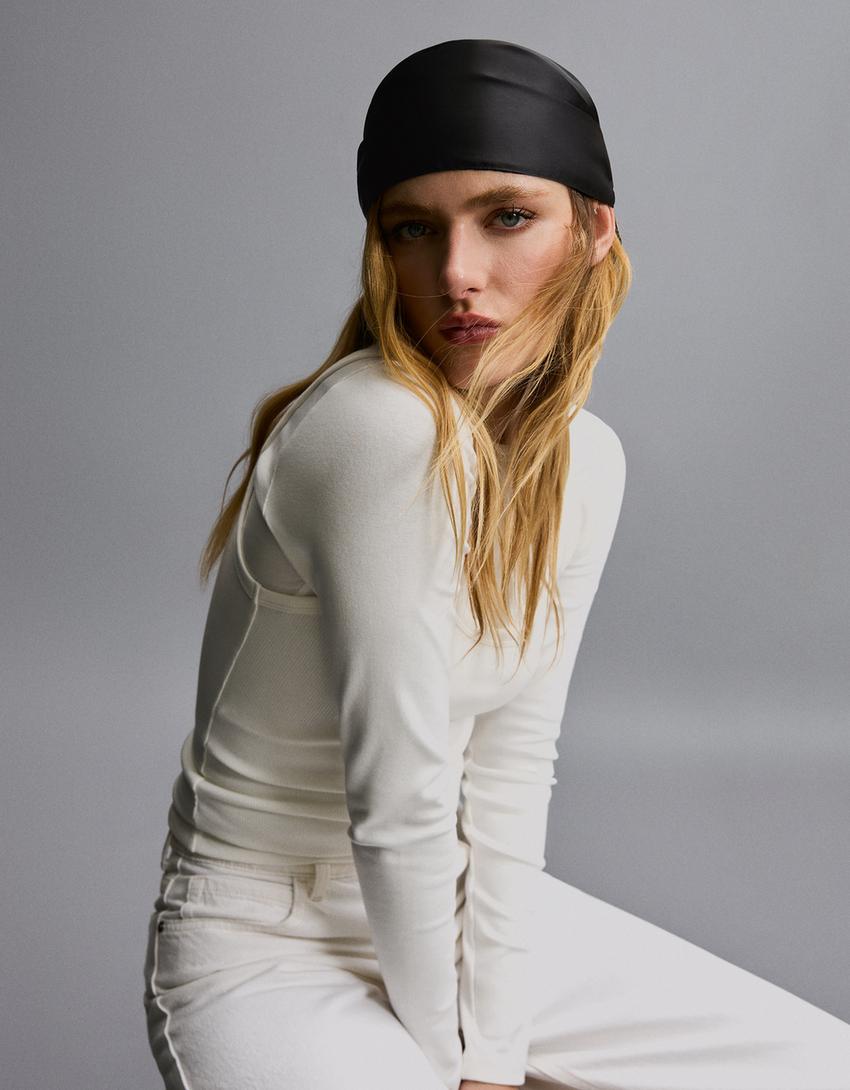 Sateen lace neckerchief-Black