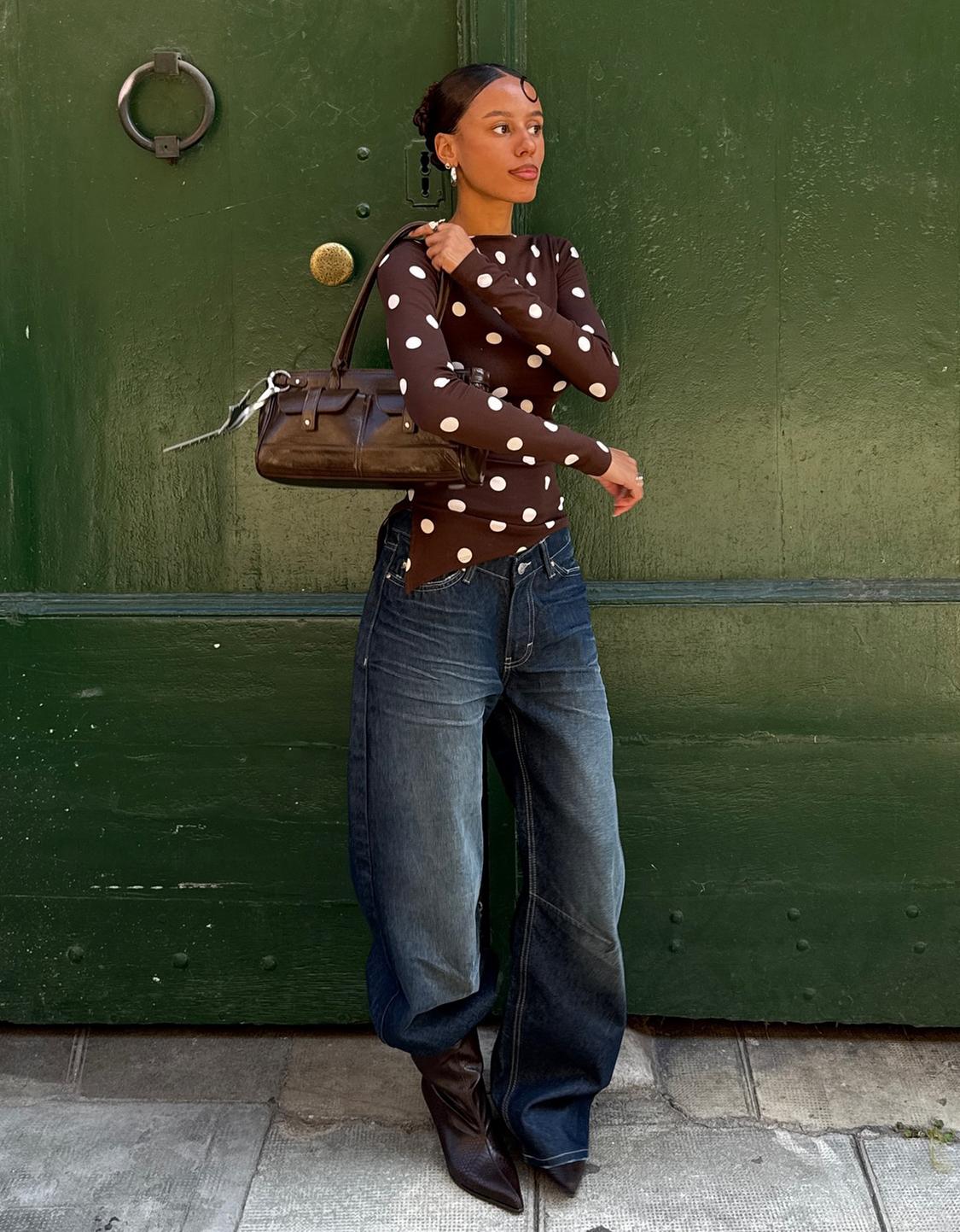 Low-waist slouchy jeans