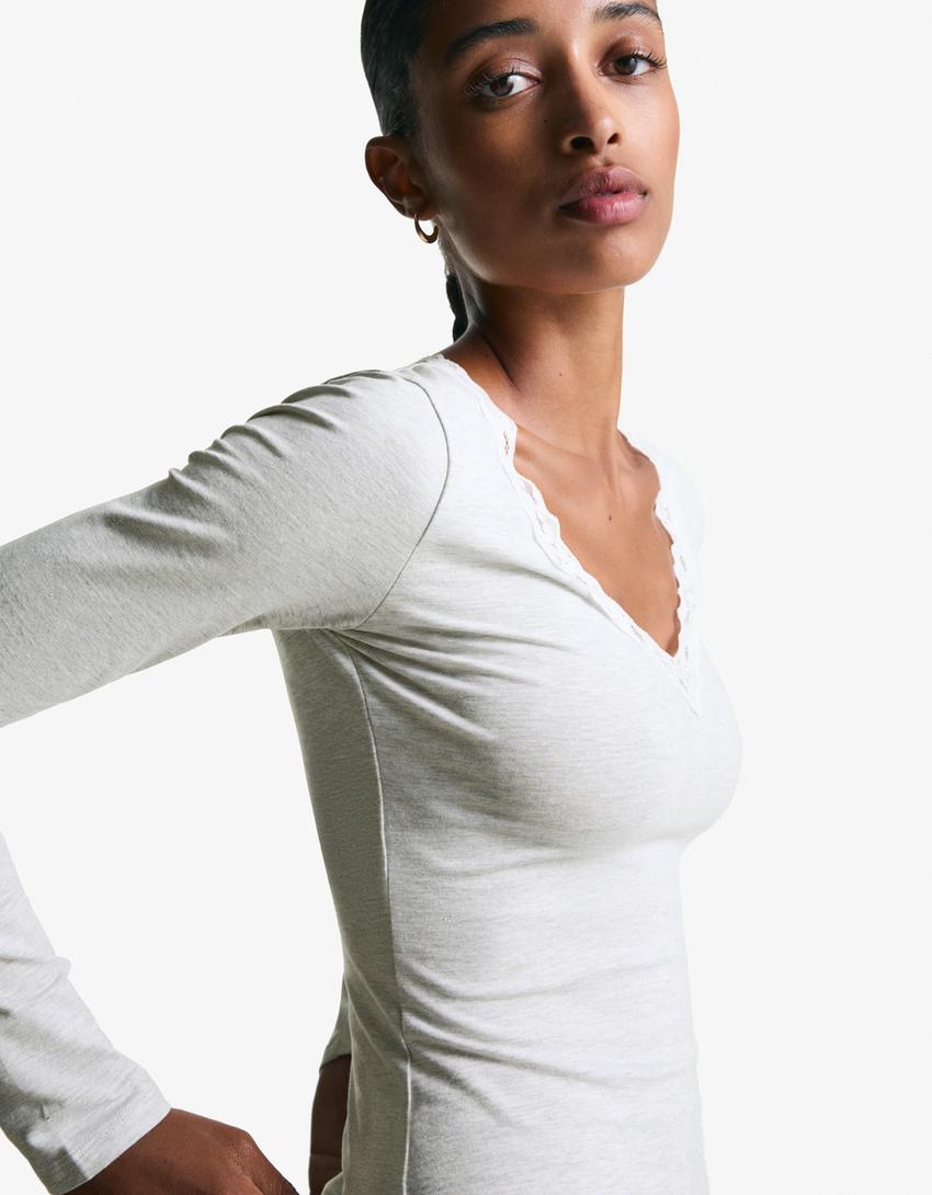 Long sleeve lace T-shirt-Grey