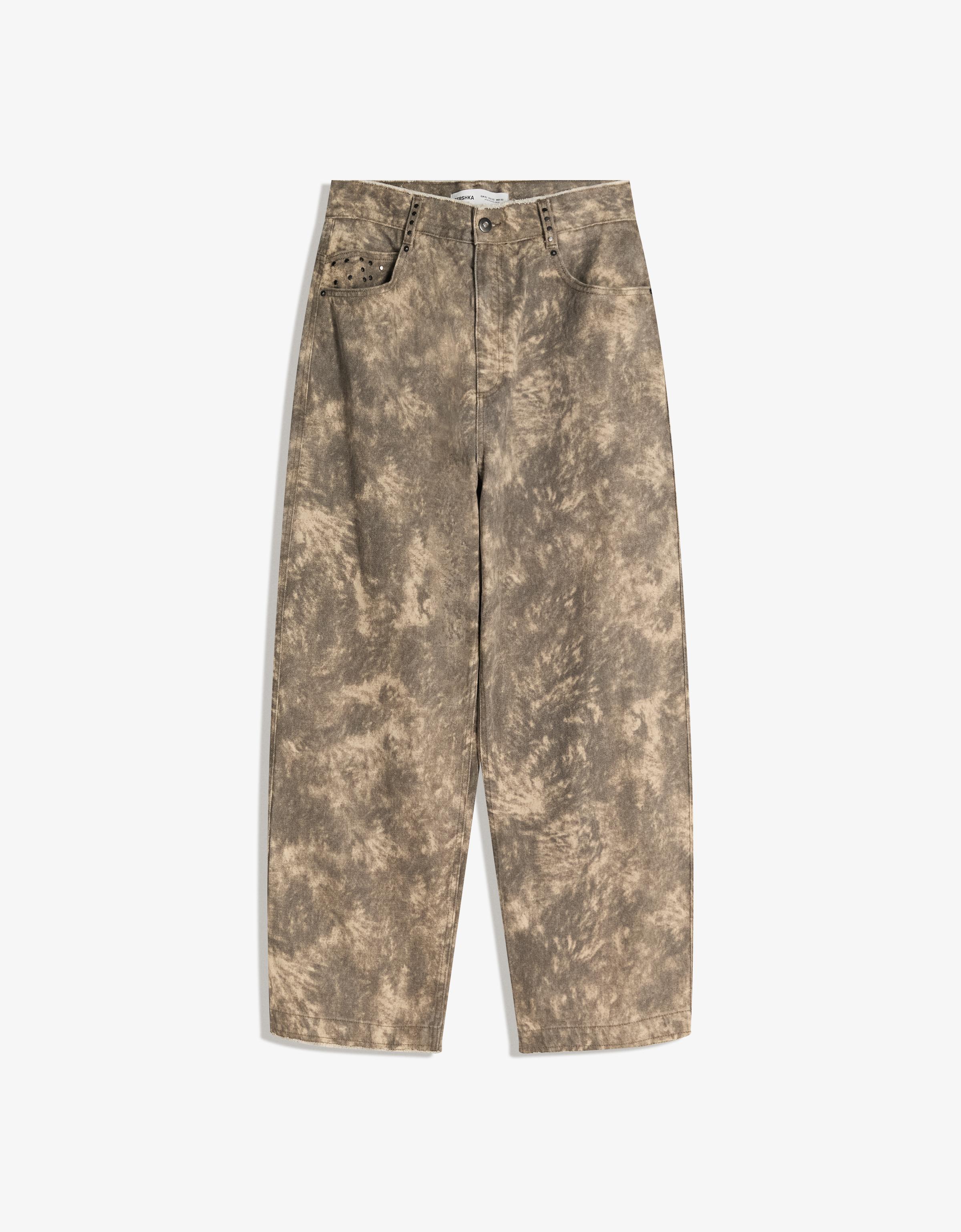 Bershka Hose Mit Nieten-Print Herren 40 Braun