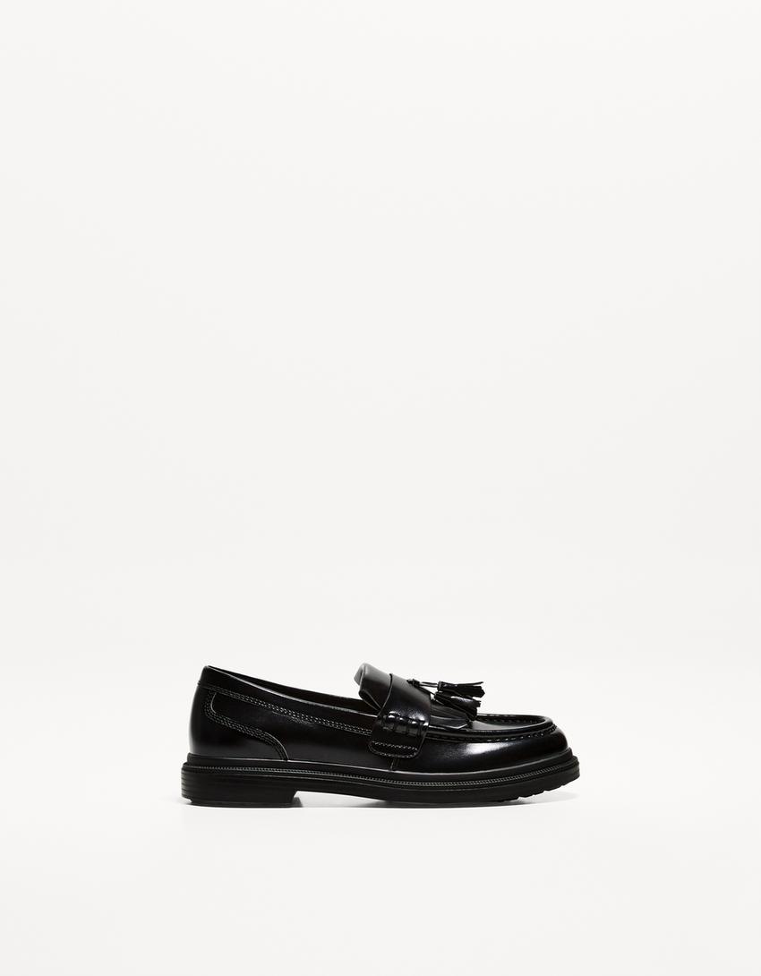 Fringed loafers with tassel-BLACK