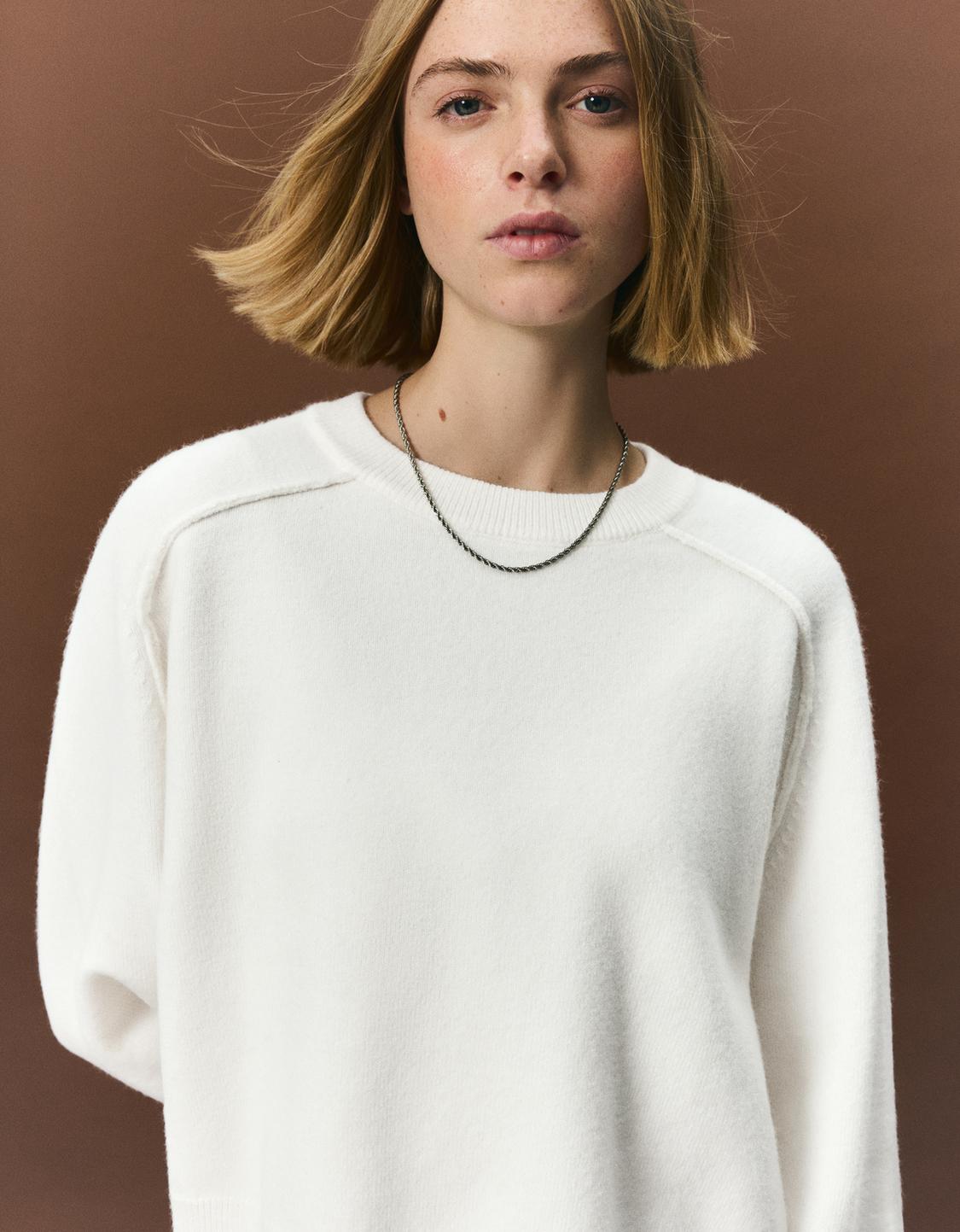 Seamed knit jumper