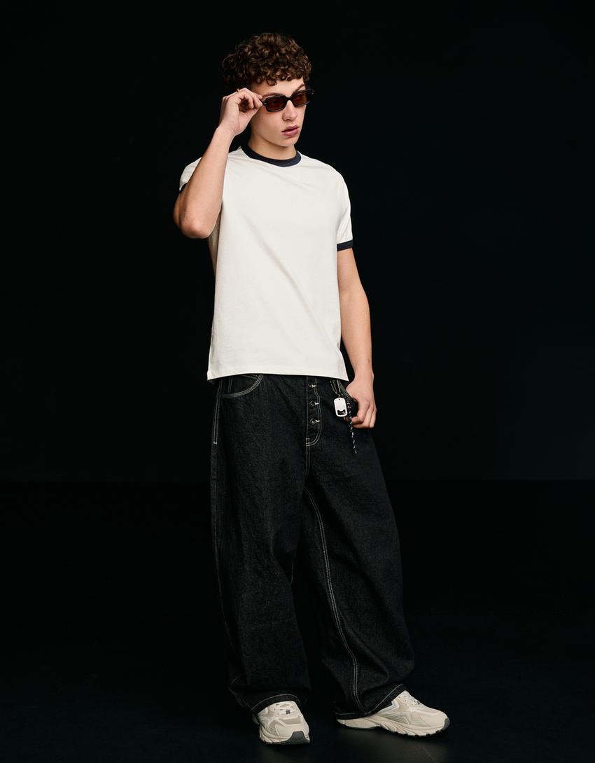 Short sleeve T-shirt with contrast ribbing-Off white