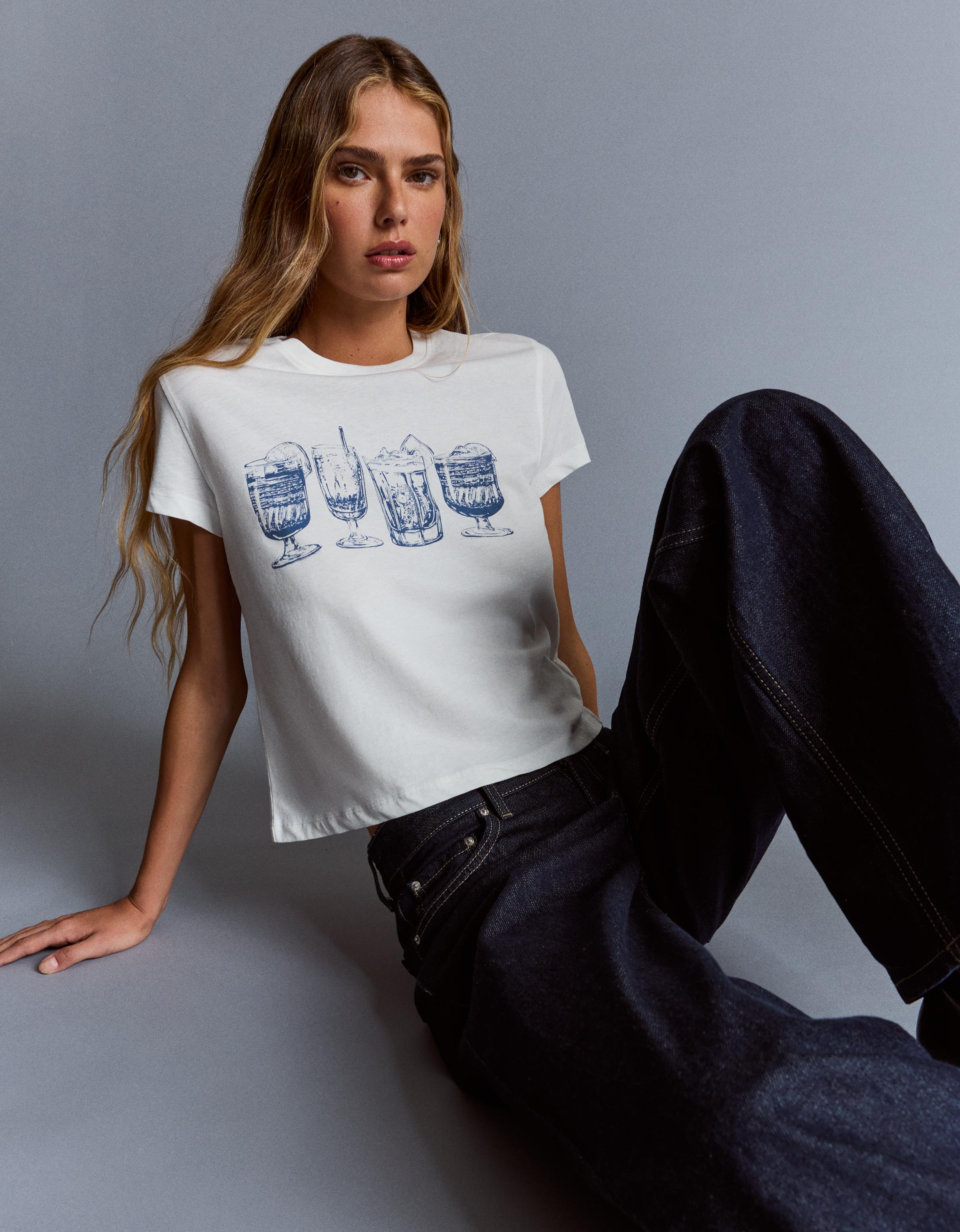 Bershka T-Shirt Mit Print Damen M Grbrochenes Weiss