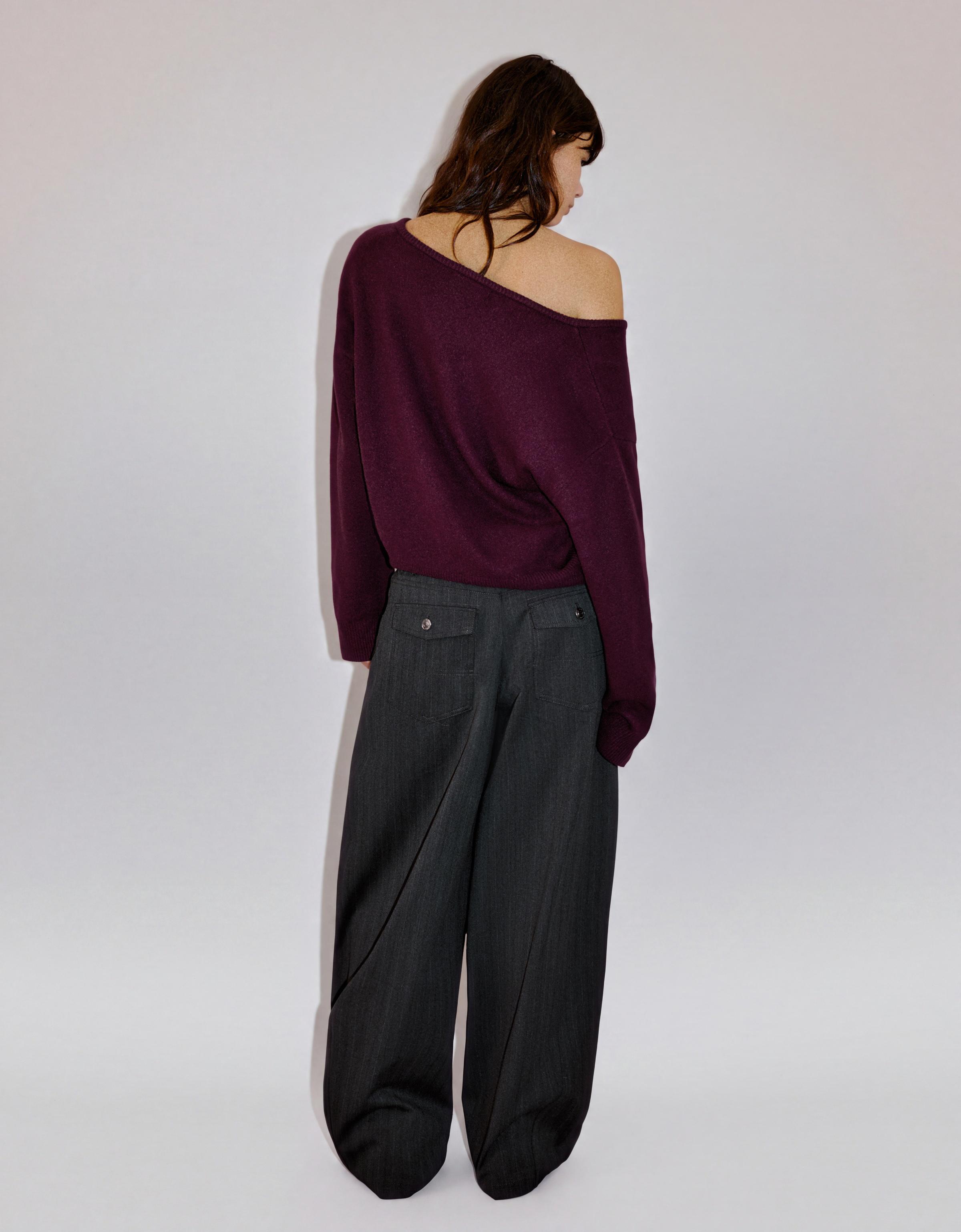 Oversize V-neck soft touch sweater — Burgundy