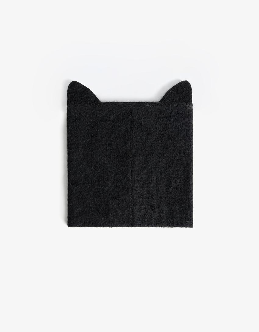 Шапка с принтом-Черный