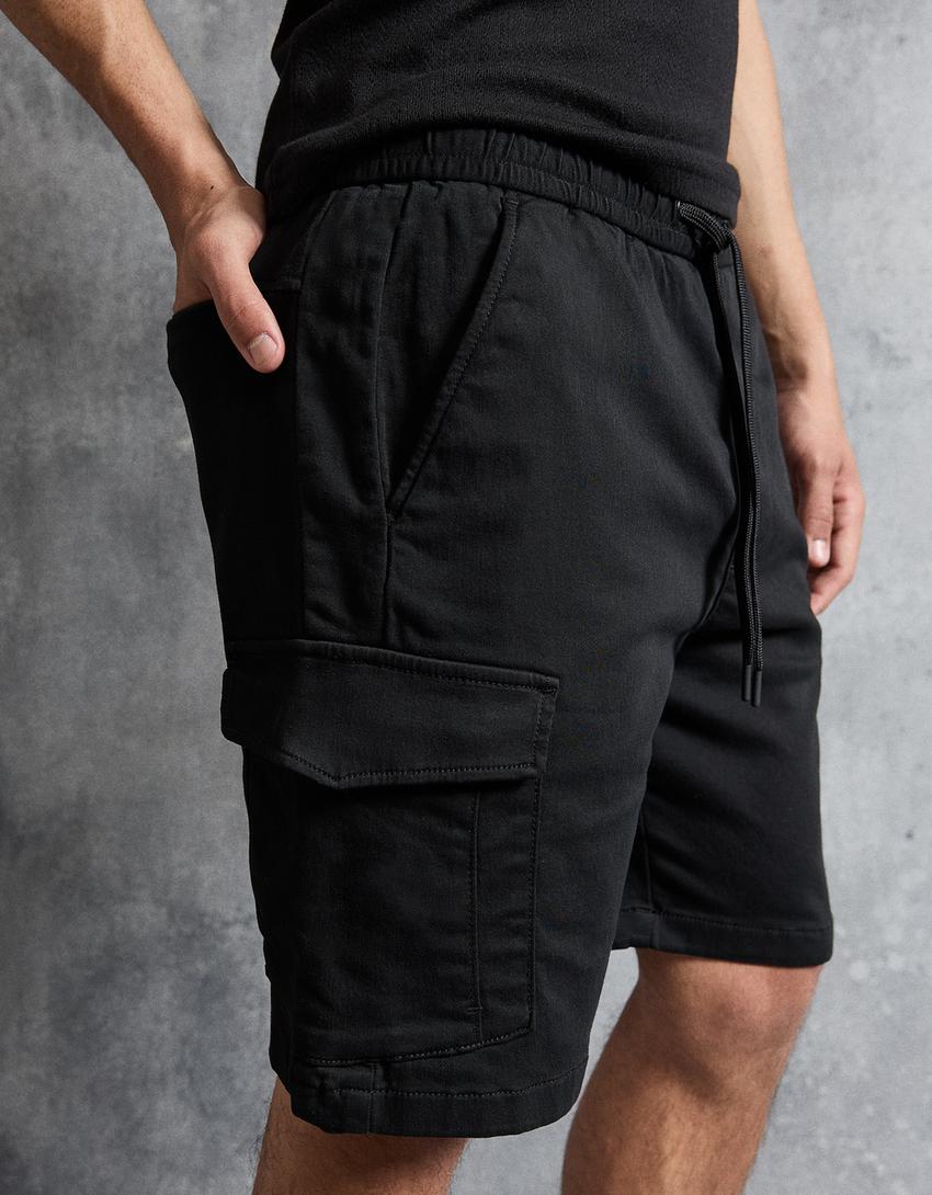 Regular cargo Bermuda shorts-Black