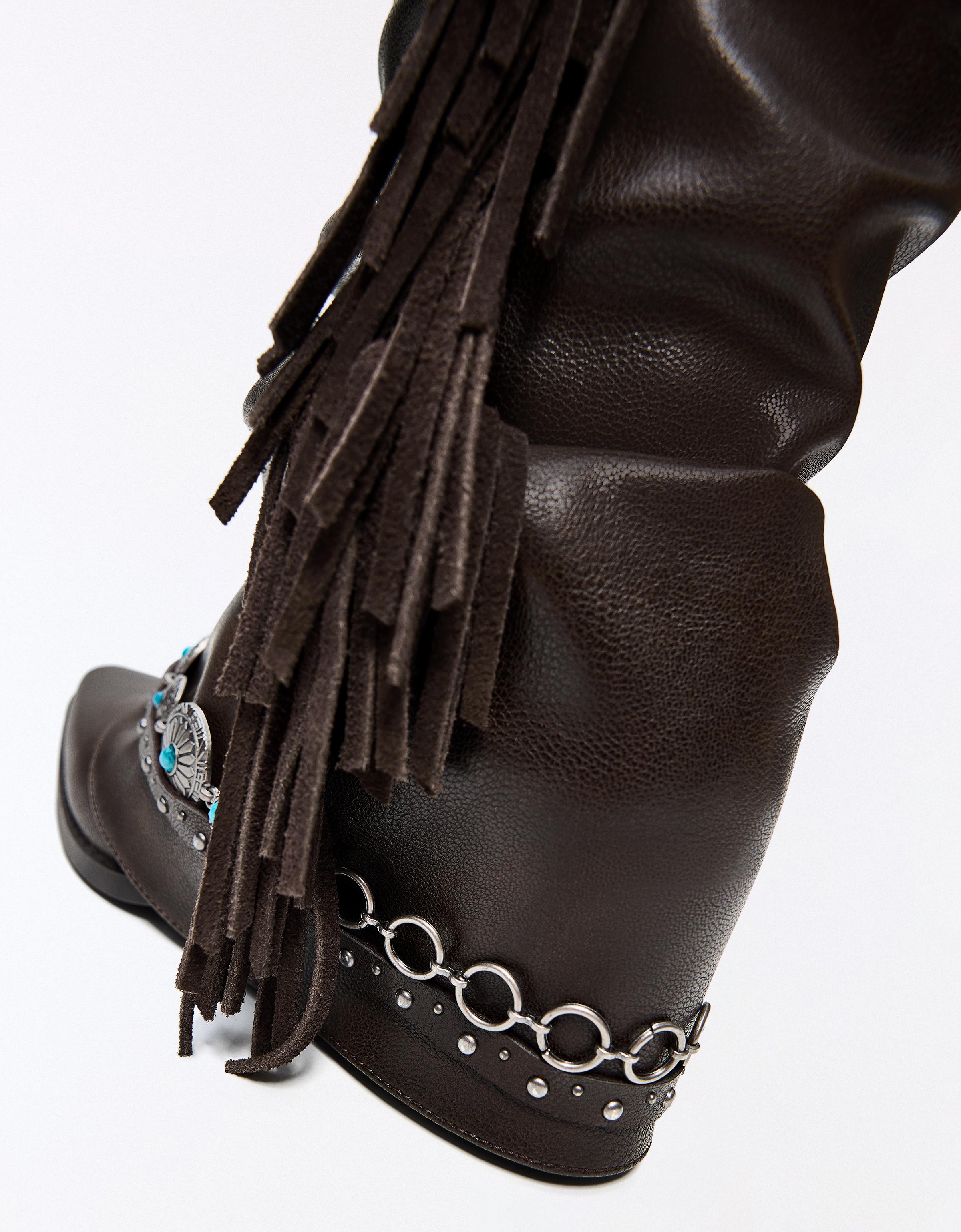 Fringed cowboy heel boots — Brown