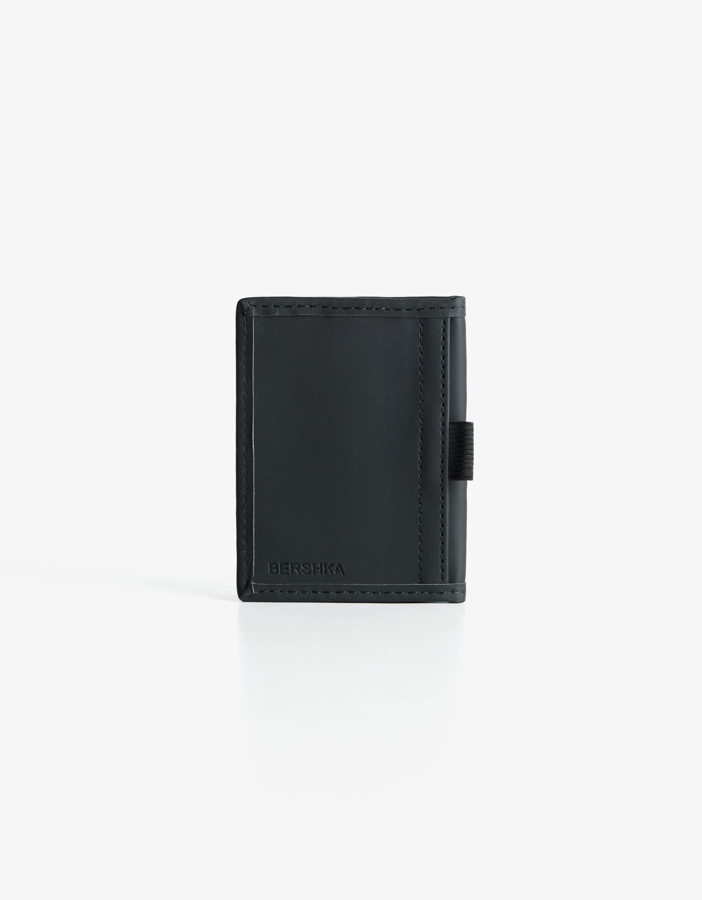 Bershka portfel na karty czarny