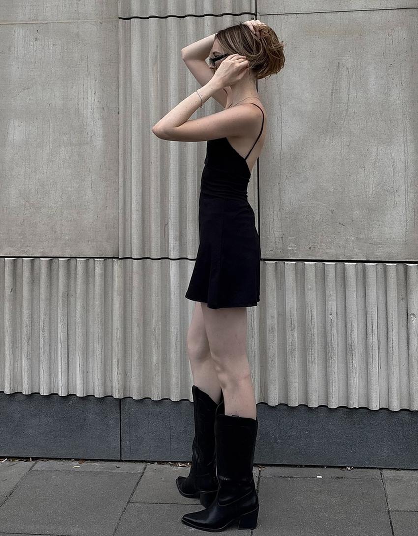 Robe mini à bretelles-Noir
