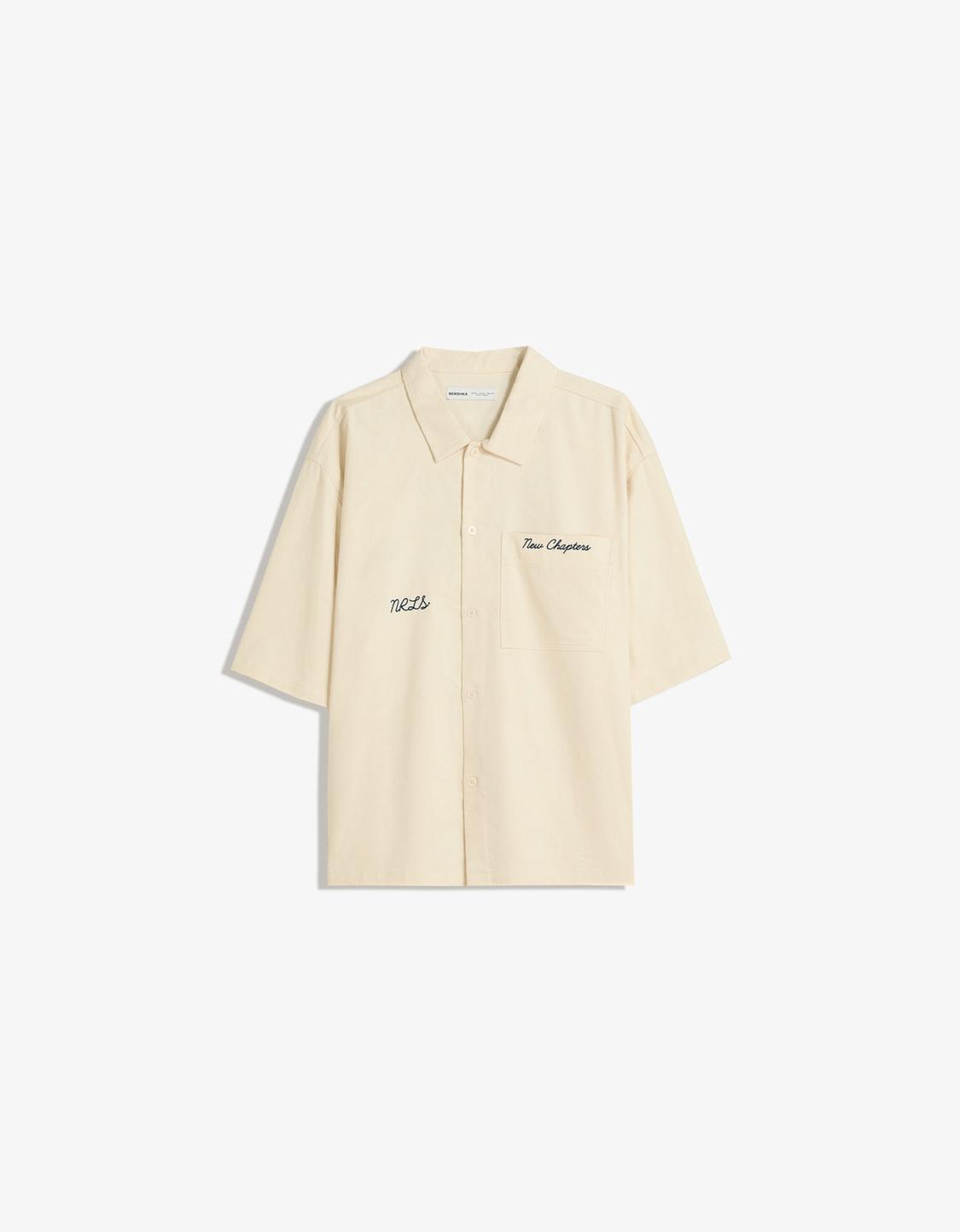 Short-sleeve embroidered corduroy shirt