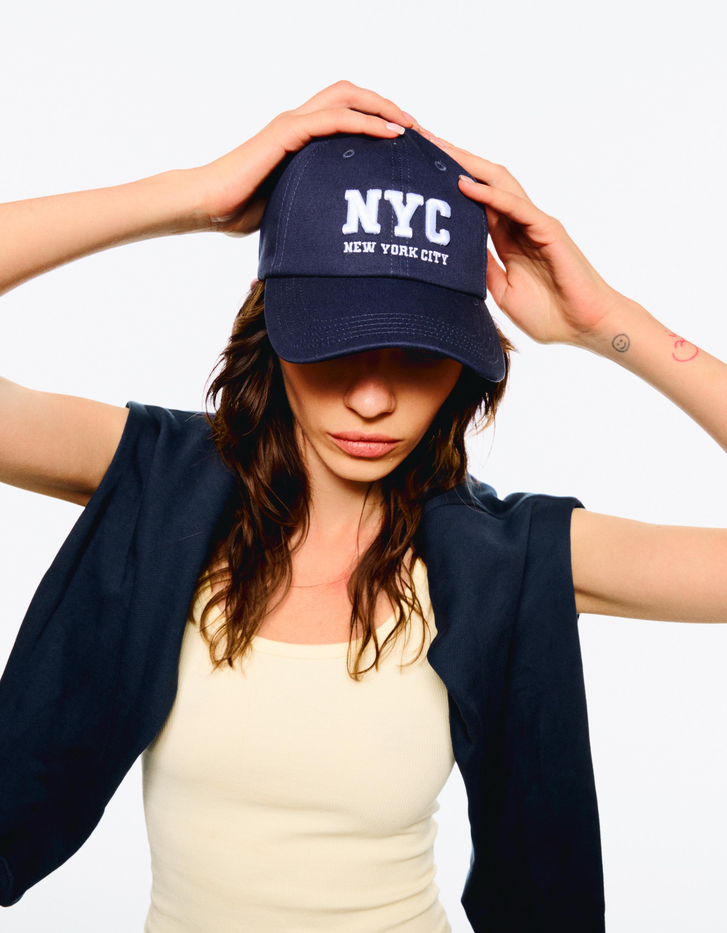 Bershka Bestickte Mütze Damen Marinenblau