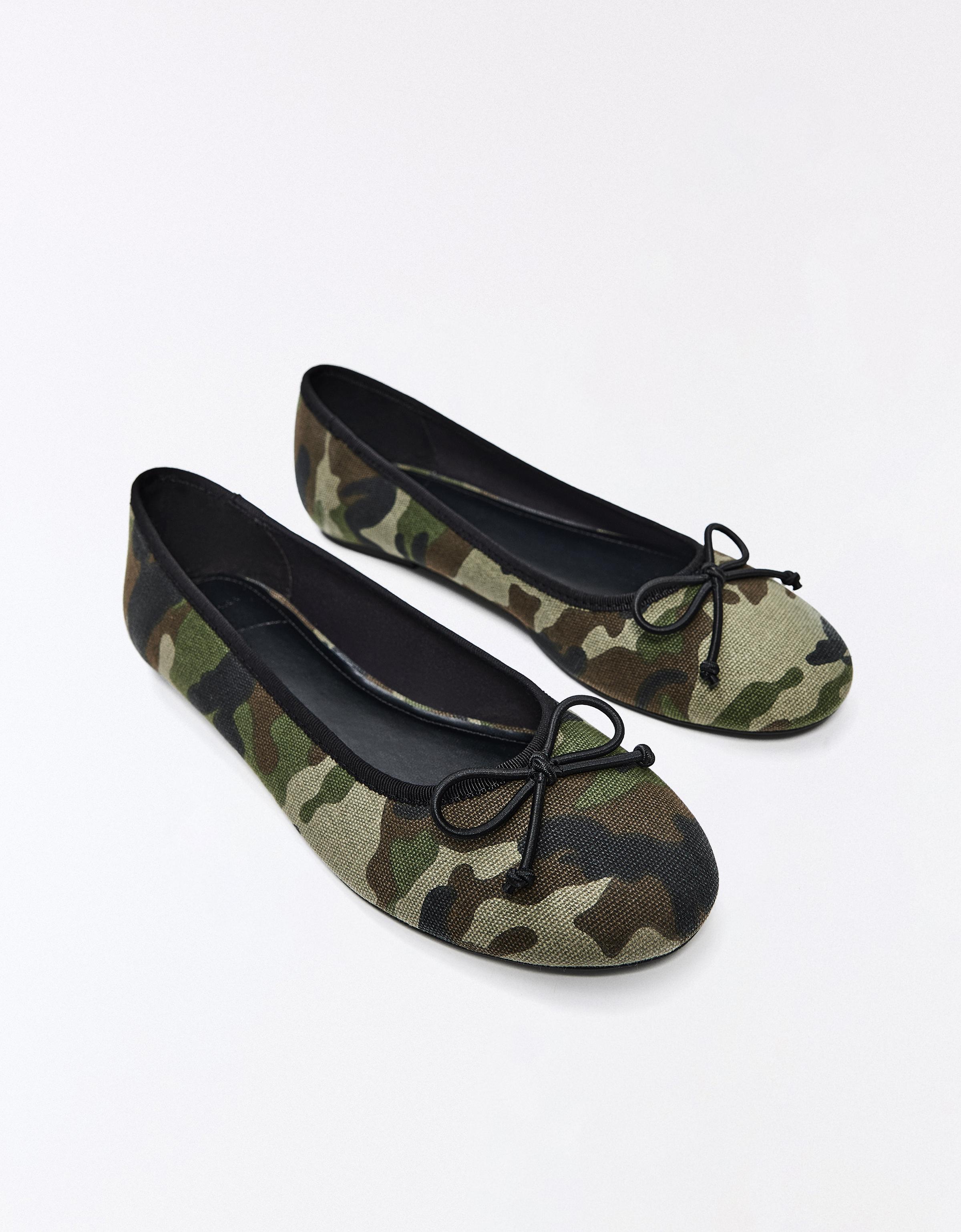 BOW BALLERINAS — Camouflage