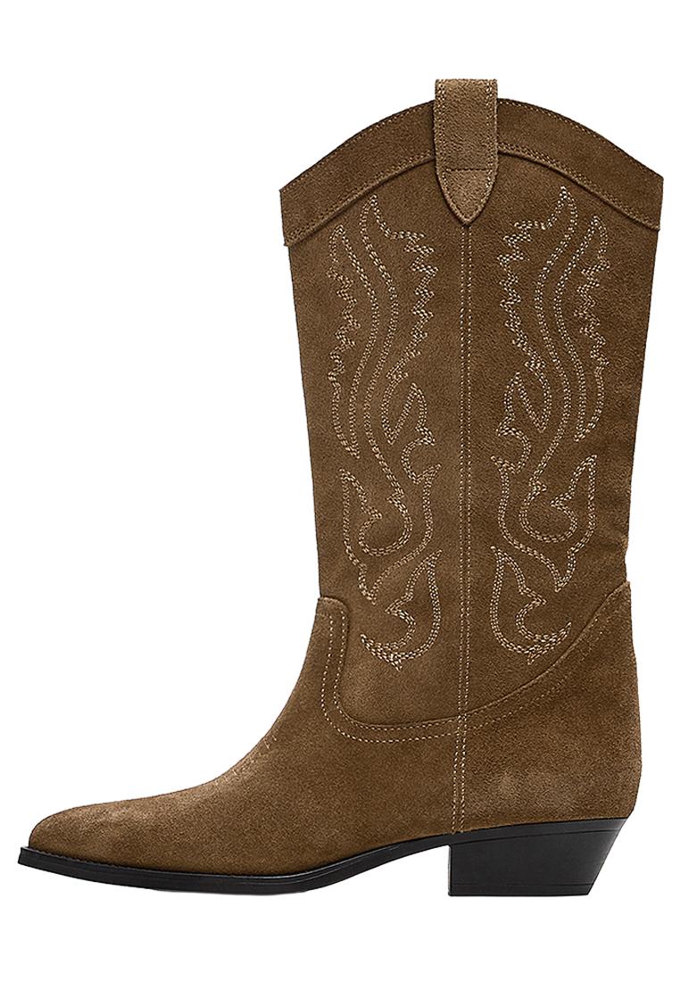 Flat leather cowboy boots — Tan
