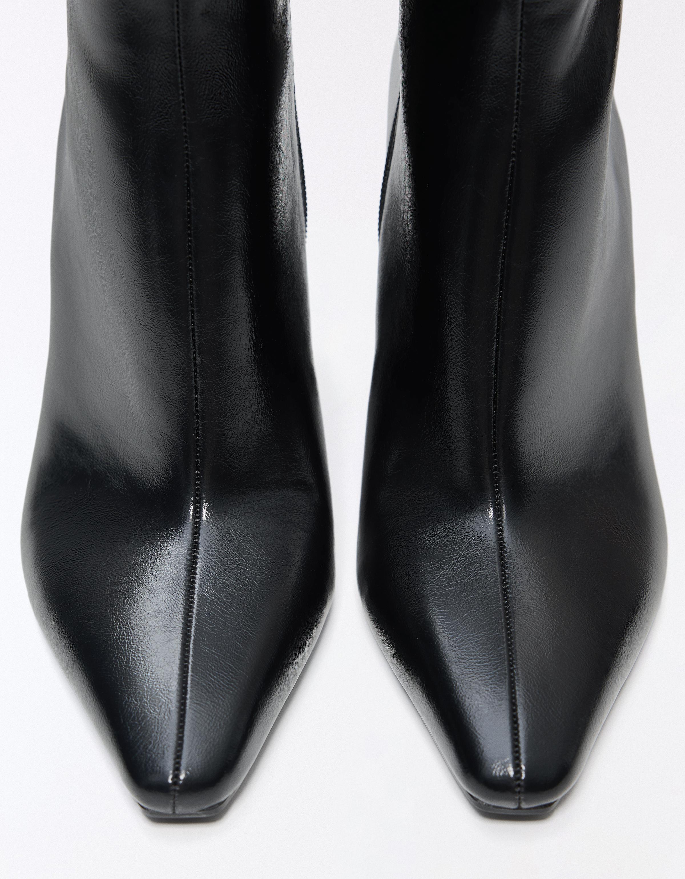 Block heel boots — BLACK