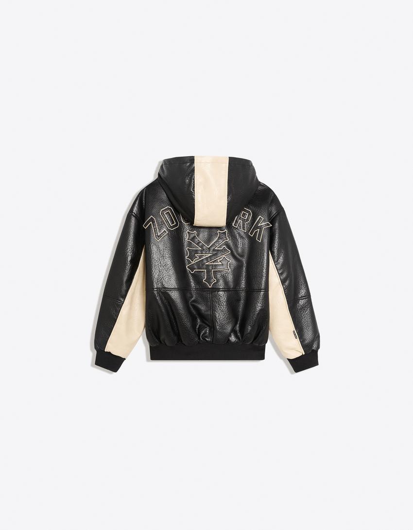 Kunstlederjacke mit Kapuze ZOO YORK x BERSHKA-Schwarz